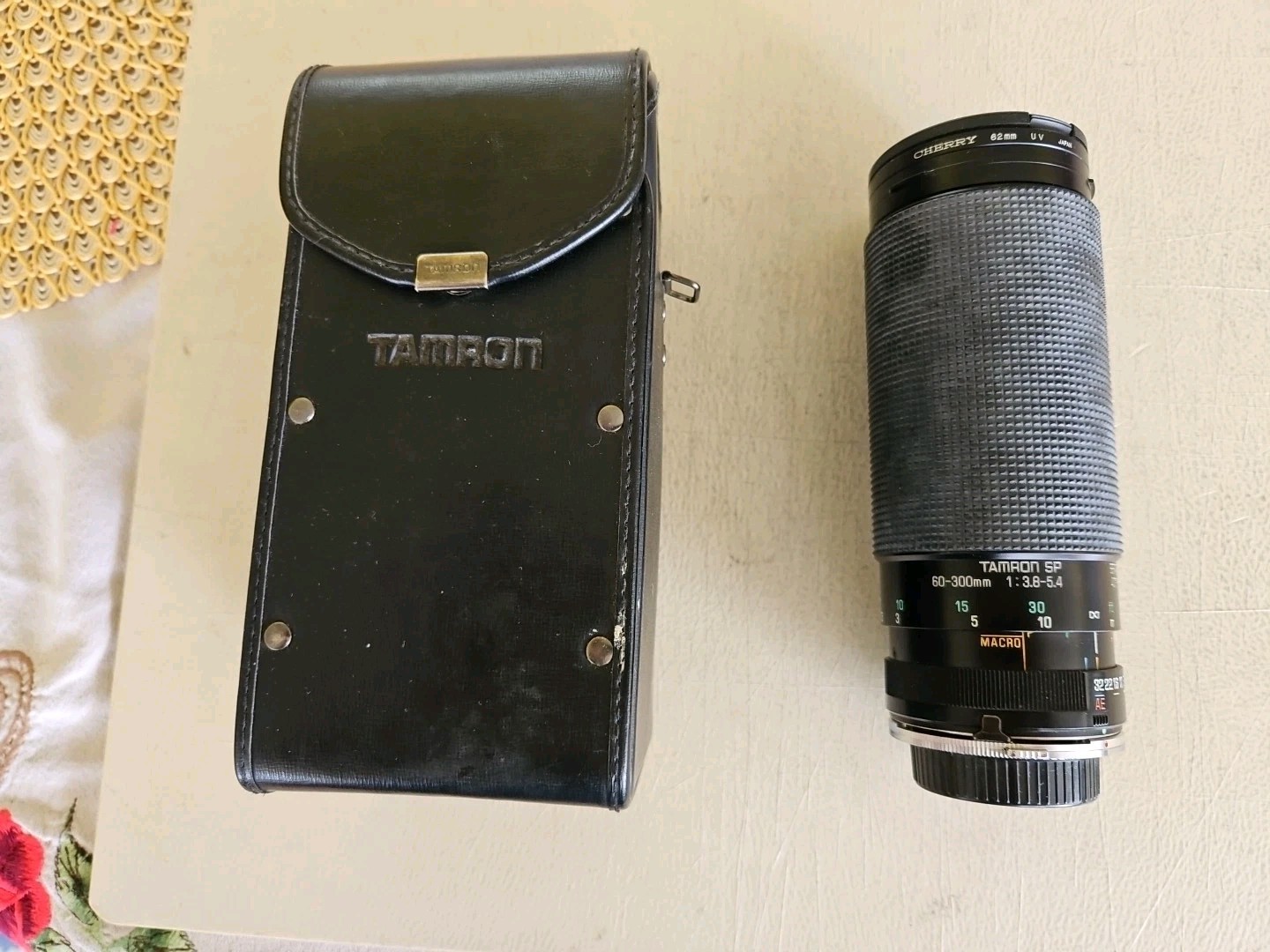 Tamron SP 60-300mm F 3.8-5.4 BBAR MC Model 23A Lens. with Hard Case.