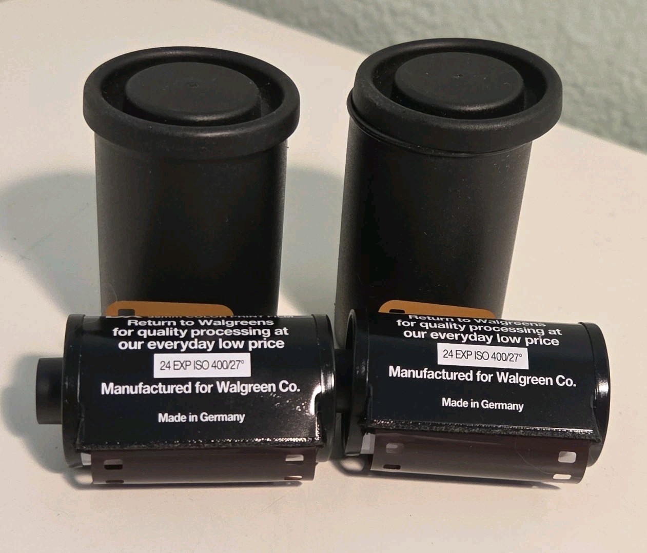 Lot of 2 Walgreens Studio 35 ISO 400 24 Exposure 35mm Film Unexposed Loose Rolls