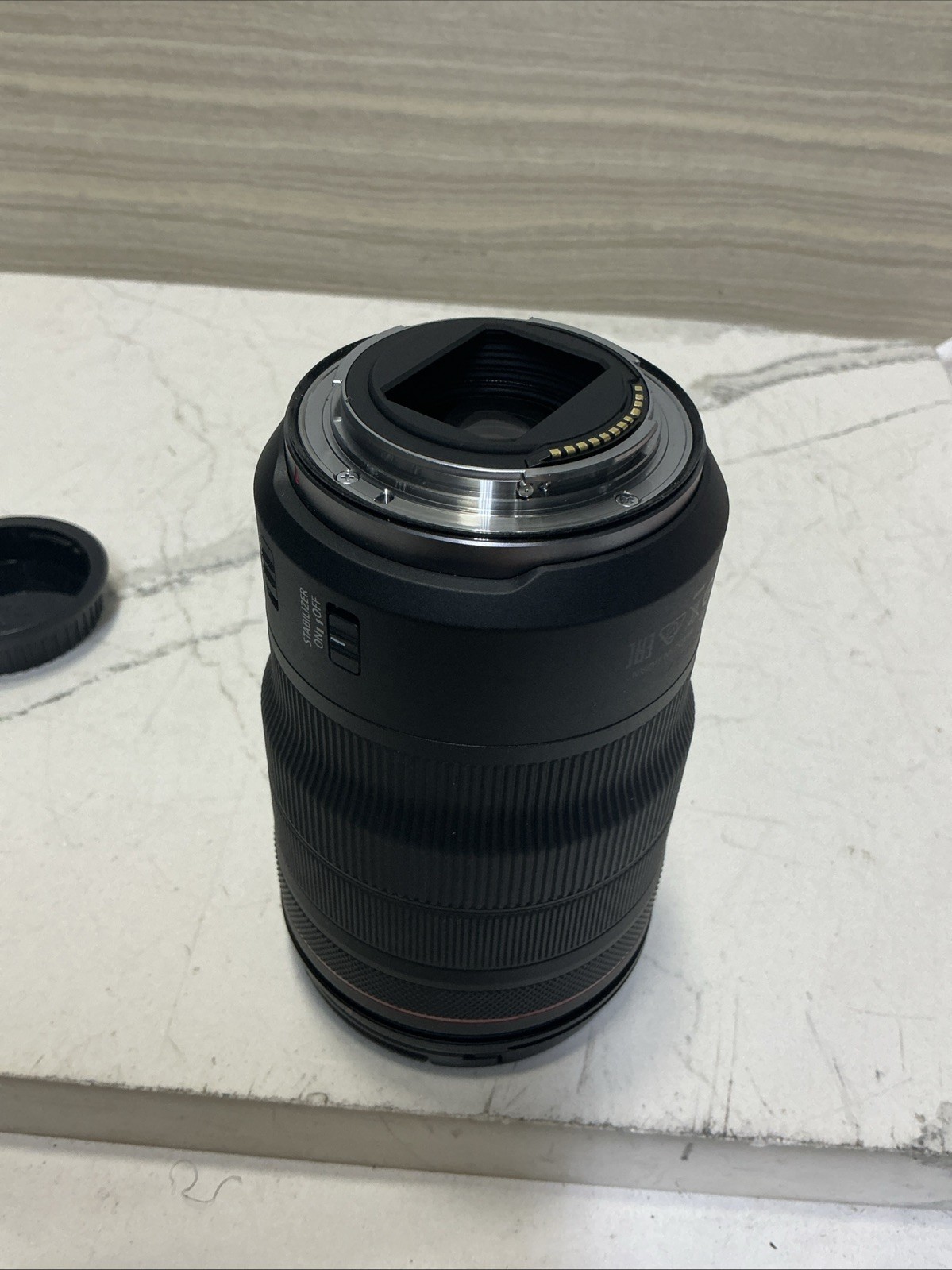 Canon Lens EOS R-Series – RF15-35mm F2.8L IS USM Ultra-Wide-Angle