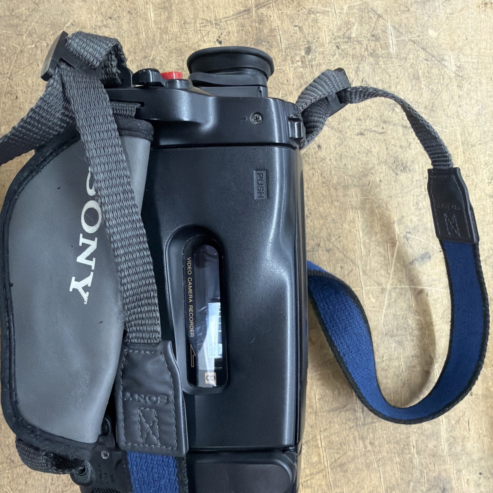 Sony CCD-TR66 8mm Video8 camera Camcorder VCR Player Video Transfer WORKS GREAT!