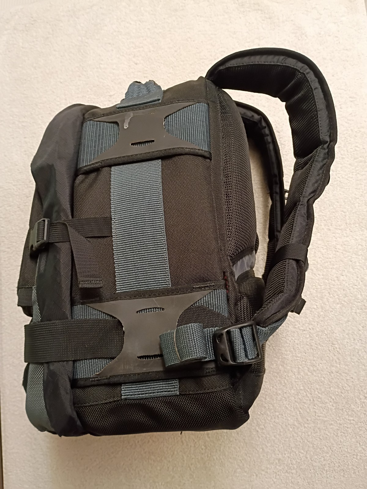 Tamrac Expedition 5x Photography Camera Tripod Black Accessory SAS Backpack 5855