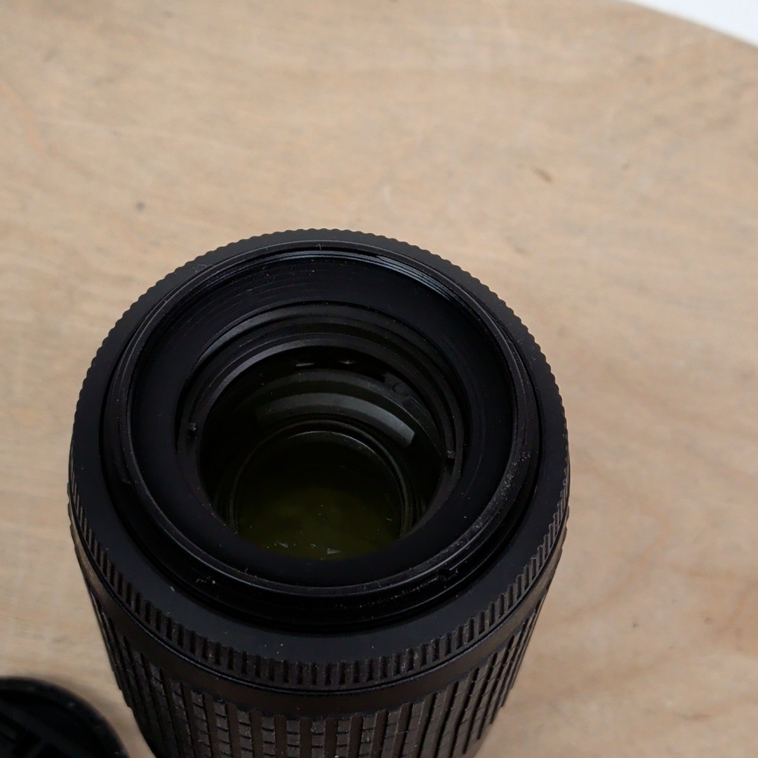 Nikon AF-S DX NIKKOR 55-200mm f4-5.6 G ED VR Zoom Lens from JAPAN