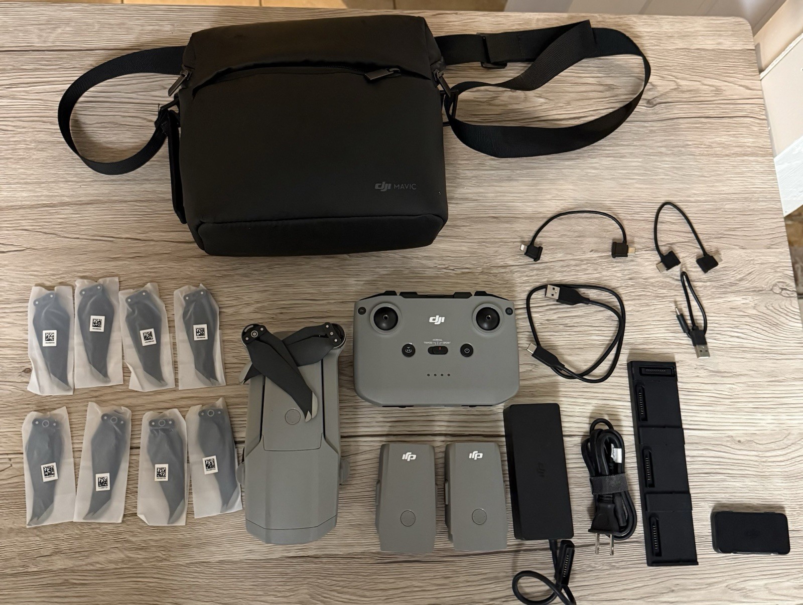 DJI Mavic Carry Shoulder Bag Black Nylon With Strap Accessory Compartments