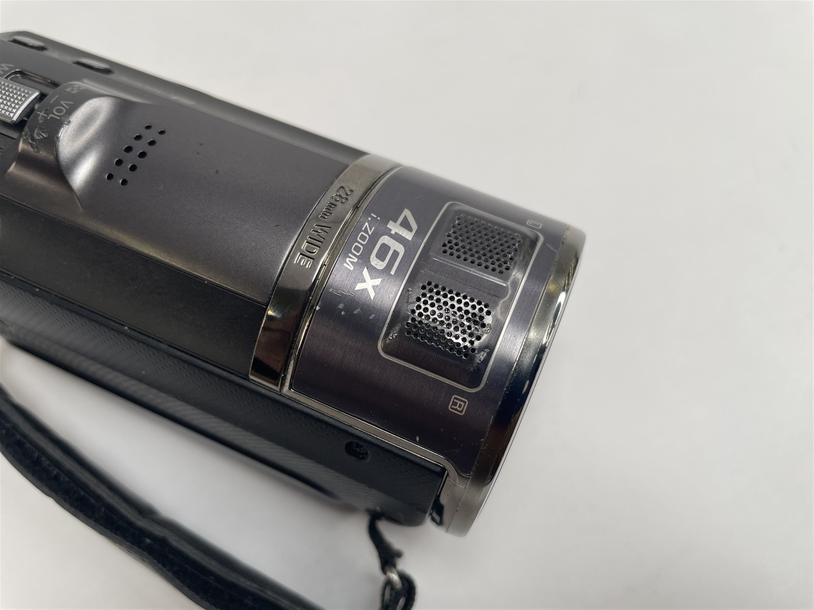 Panasonic HC-V700 46x Zoom Full HD Digital Video Camera Camcorder w/ Battery