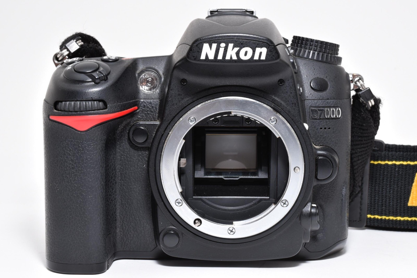 “Mint” Nikon D7000 16.2MP Digital SLR DSLR Camera From Japna #2006