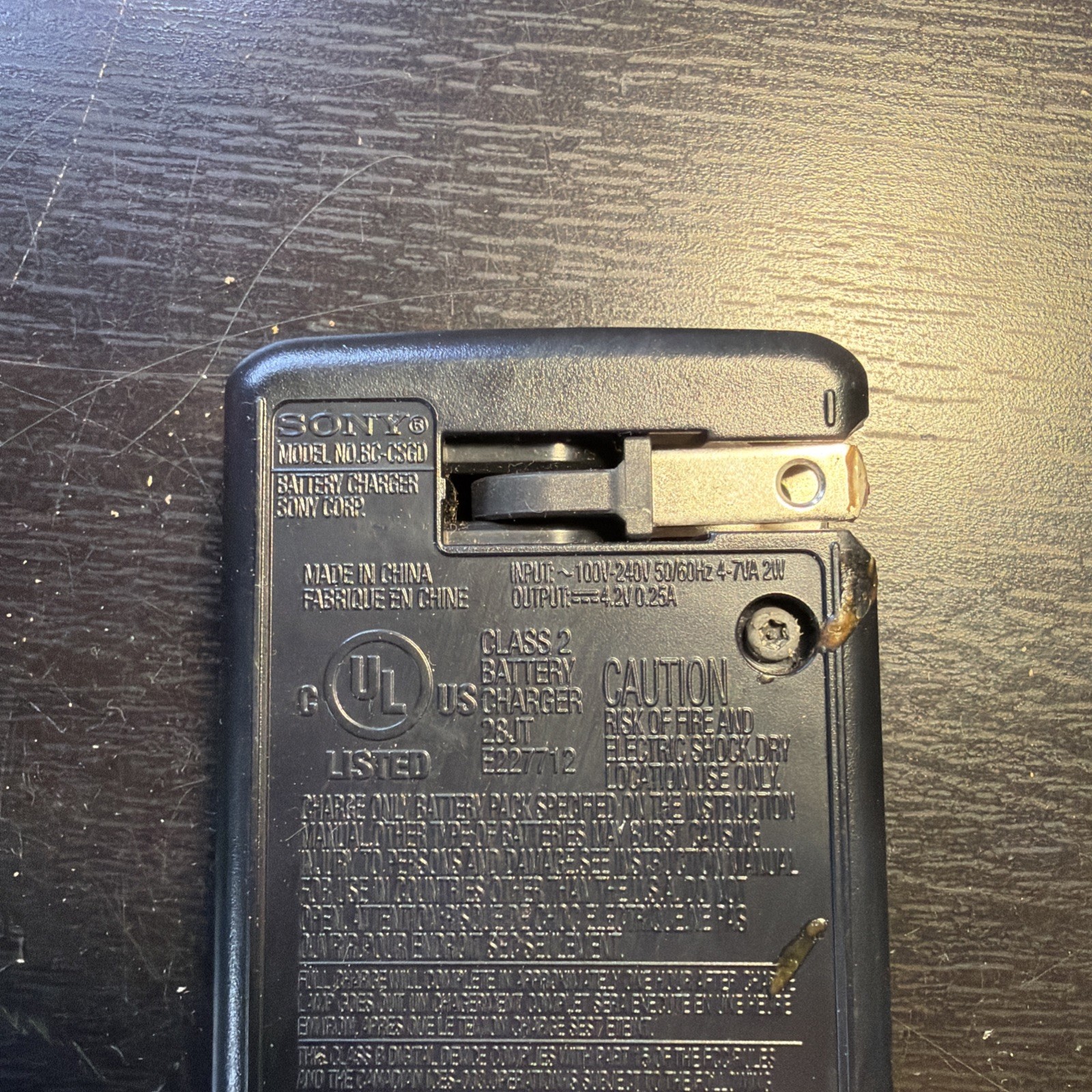 Sony BC-CSGD Battery Charger For NP-BG1 NP-FG1 BC-CSG BC-CSGB BC BC-CSGE