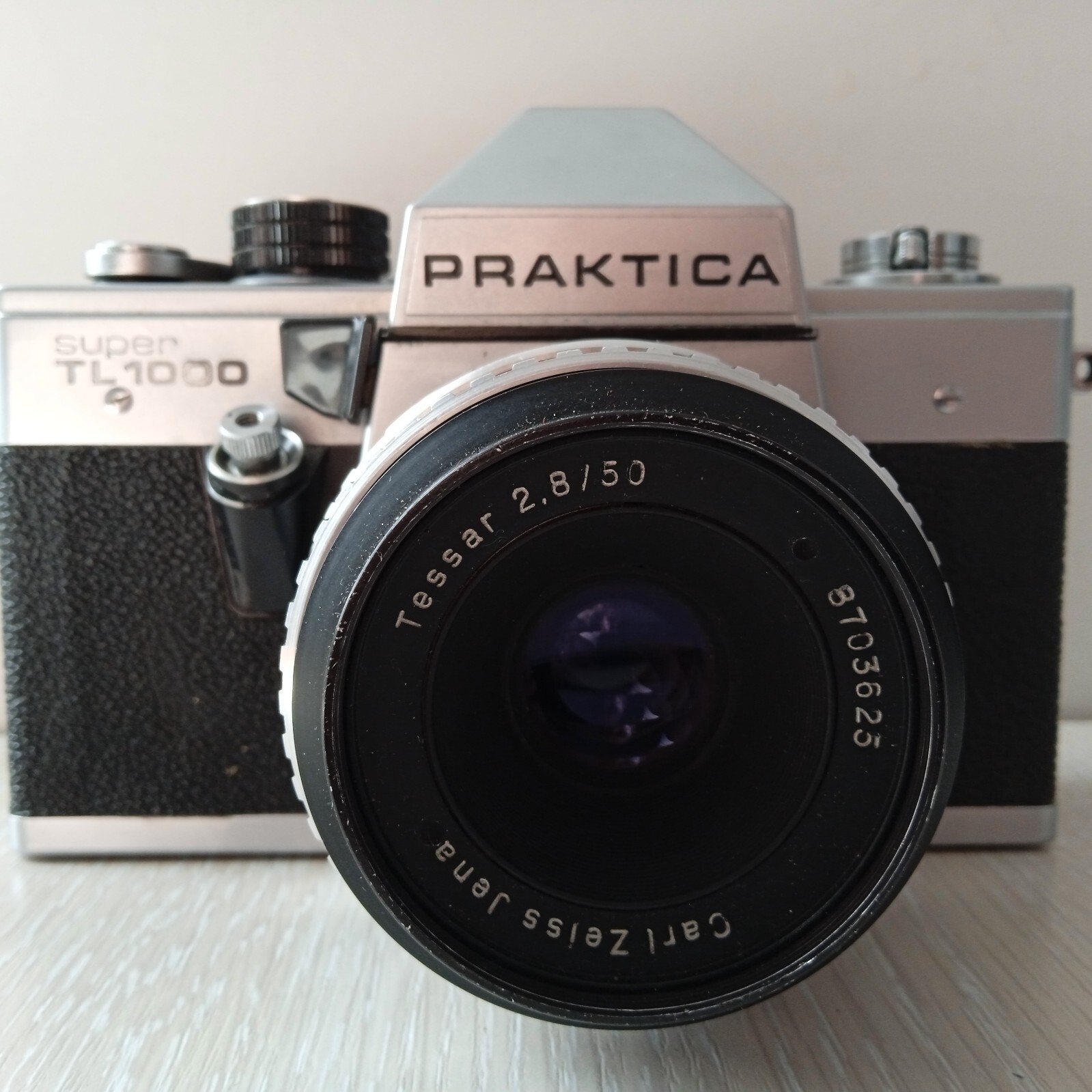🔰 Praktica Super TL1000 Camera Carl Zeiss Jena 50mm f-2.8 Zebra M42 Test #0007E