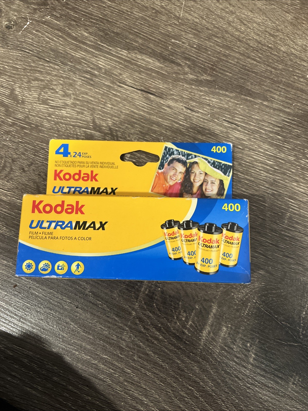 Kodak ULTRAMAX Film ISO 400 x 35mm 4 rolls 24 exp. – Expires 12-2009