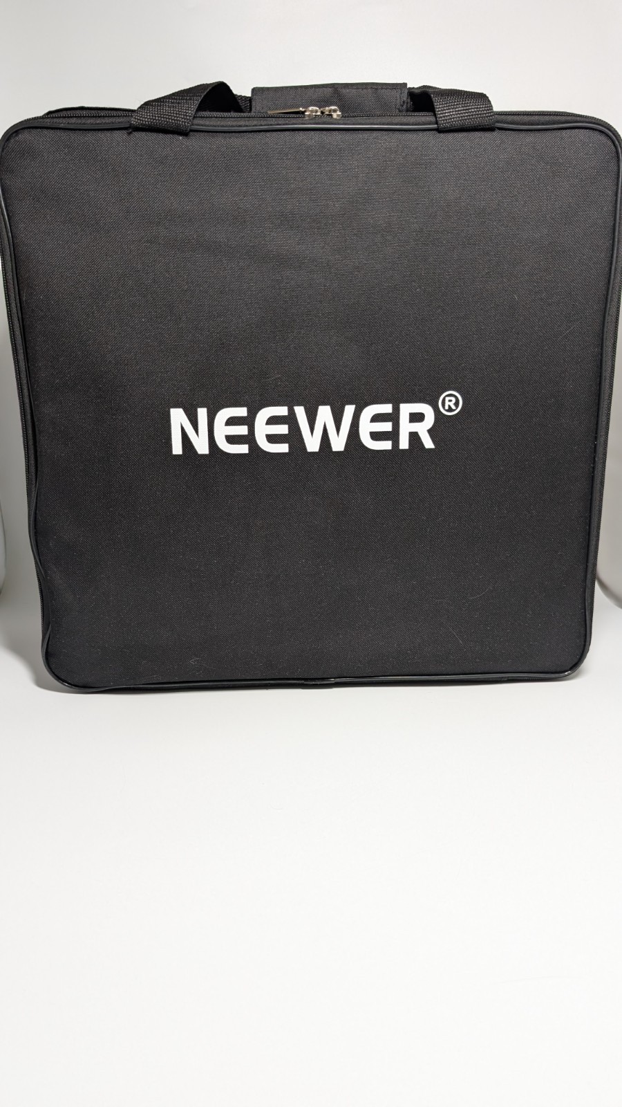 NEEWER Model PL60C Metal RGB Video Light Power 60W DC 19.6V 4A