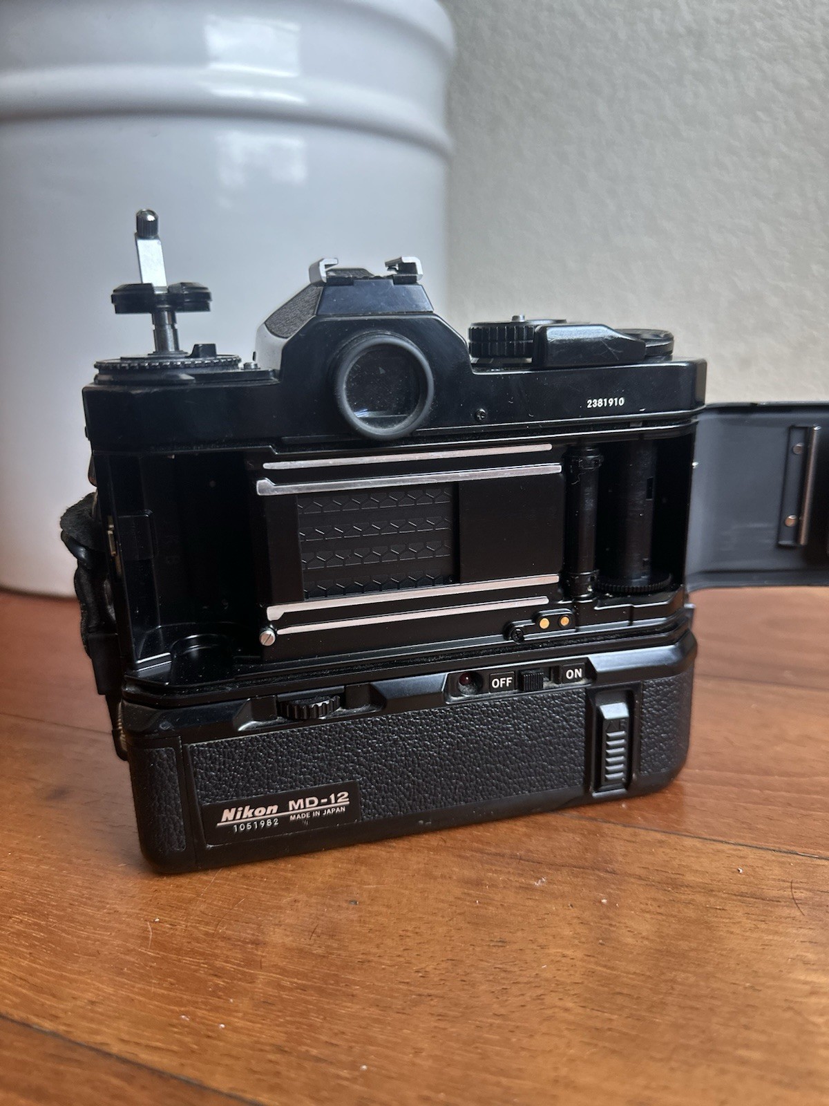Nikon FE2 35mm Film SLR Camera Body with MD-12 Battery Grip Drive Black