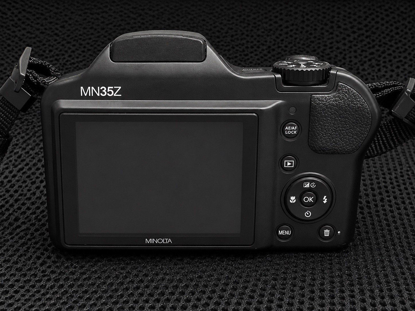 Konica Minolta MN35Z-BK 20 MP Bridge Digital Camera – Black