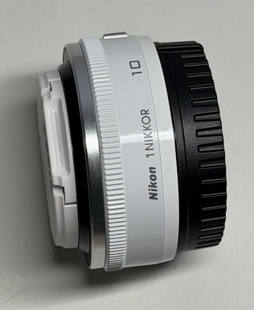 Nikon 1 NIKKOR 10mm f/2.8 Pancake Lens White for J1 J2 V1 V2 Cameras Mint!