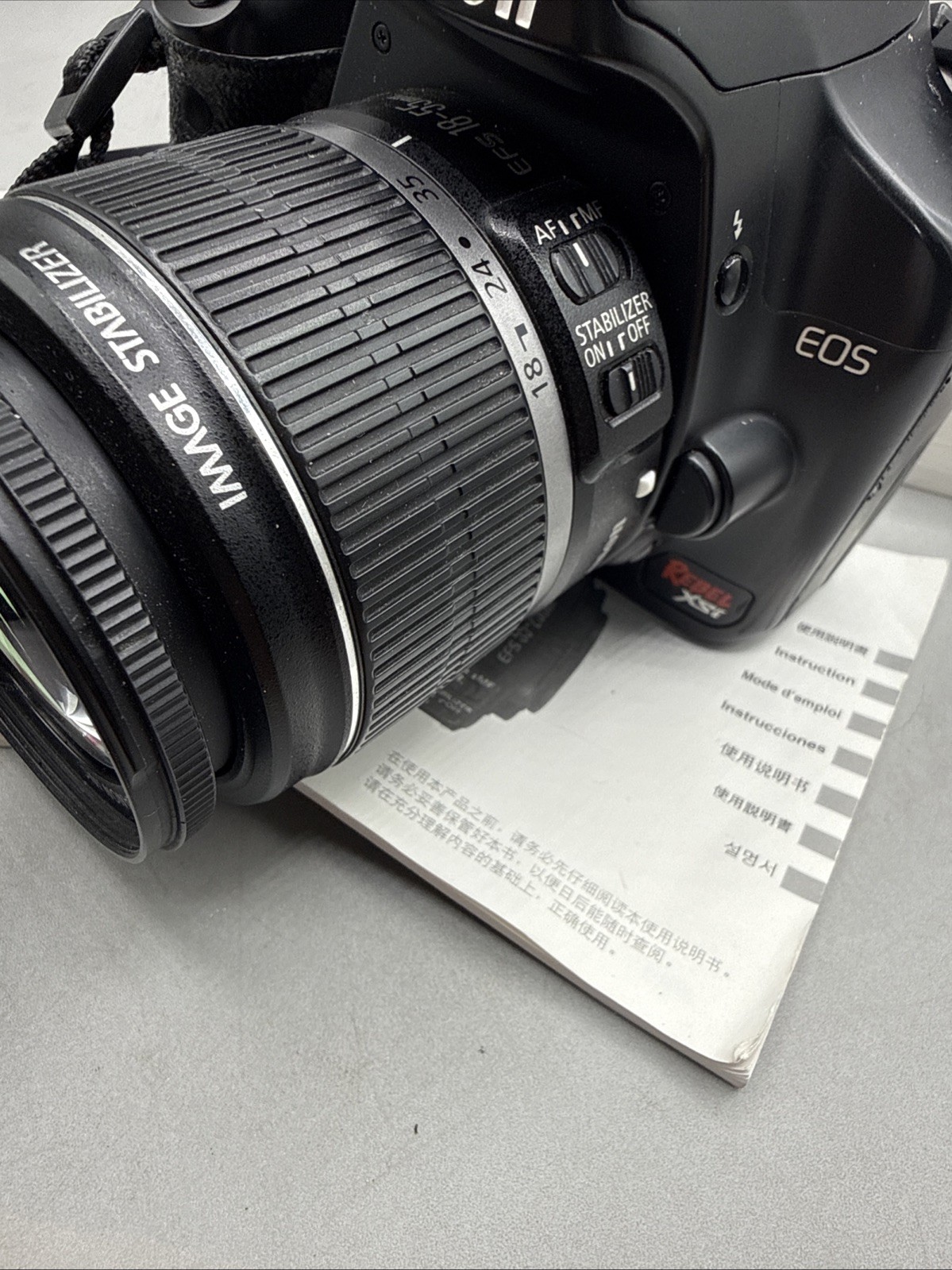 Canon EOS Rebel XSi 450D 12.2MP Digital DSLR Camera Kit