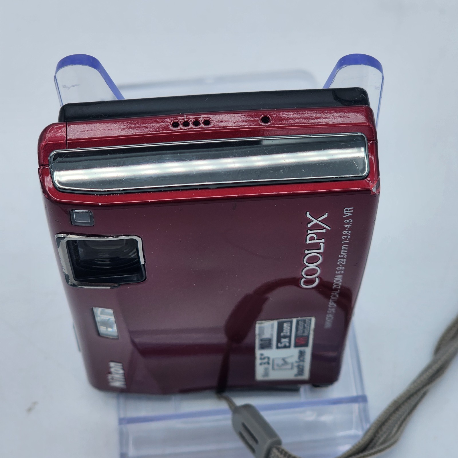 Nikon COOLPIX S60 10.0MP Digital Camera – Crimson Red (Parts – See Condition)