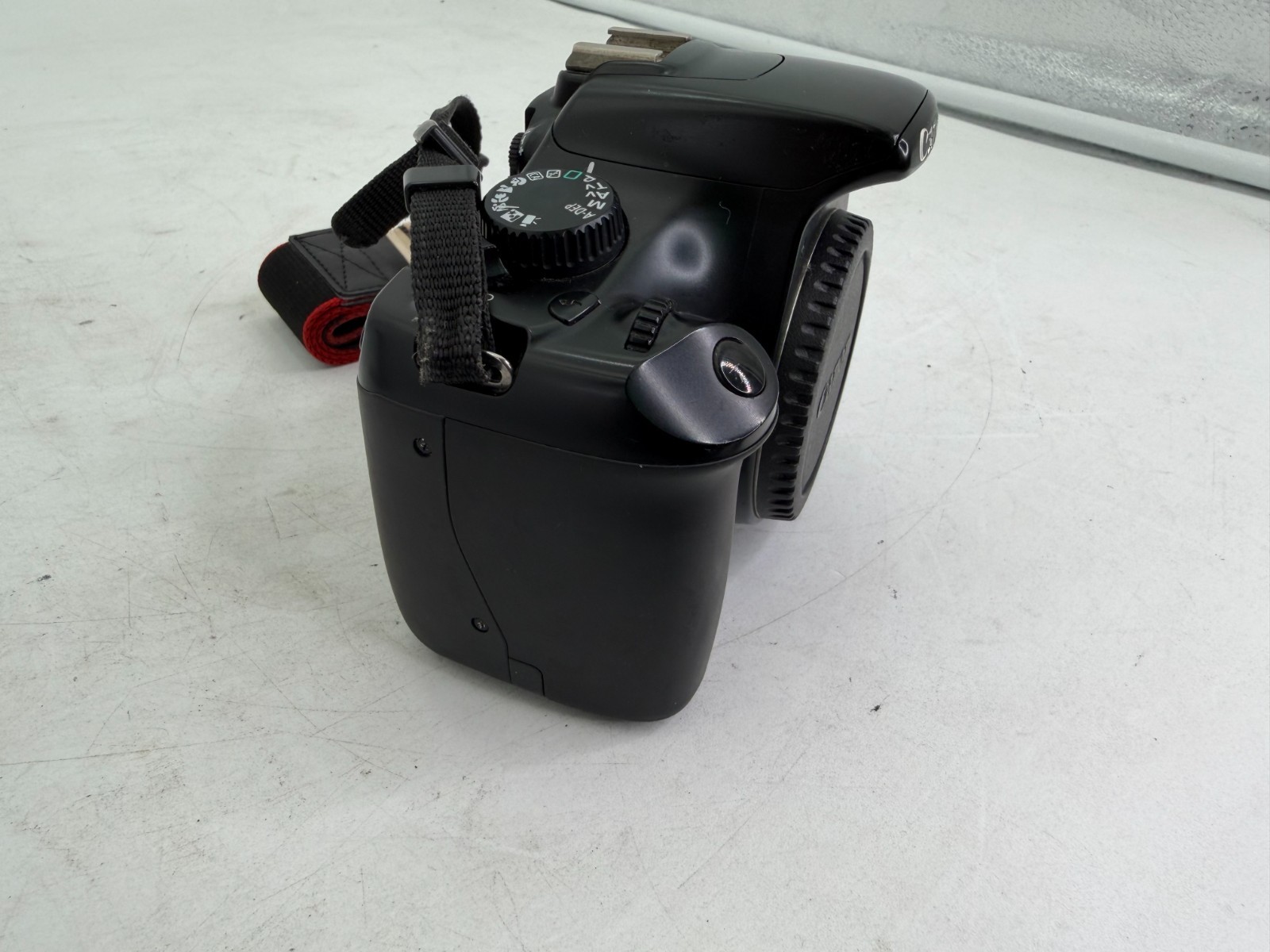 Canon EOS Rebel T3 12.2MP DSLR Camera Body Black