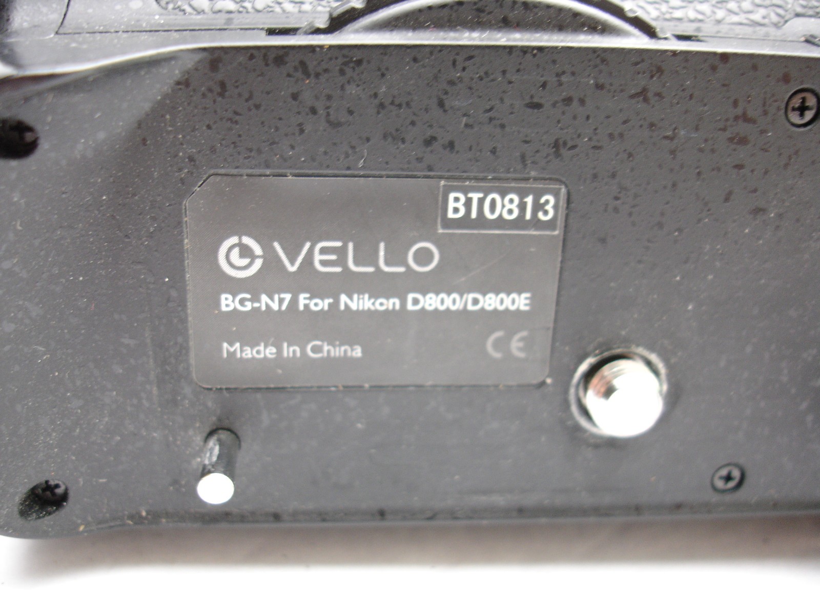 VELLO Vertical Battery Grip for Nikon D800 D800E camera BG-N7