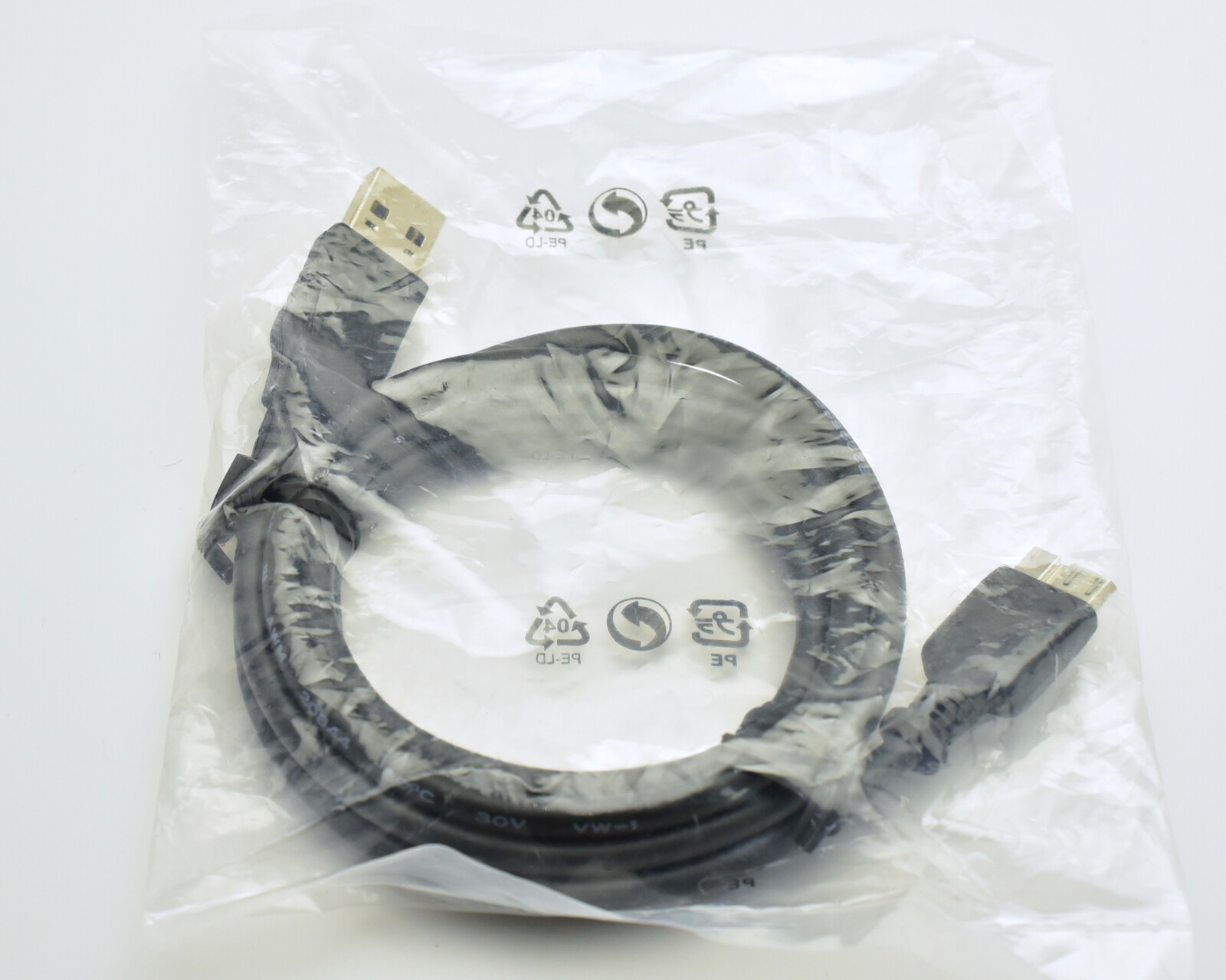 Genuine Nikon UC-E14 USB 3.0 Cable Part# 27044 58″ D800 D800E Tether (#3103)