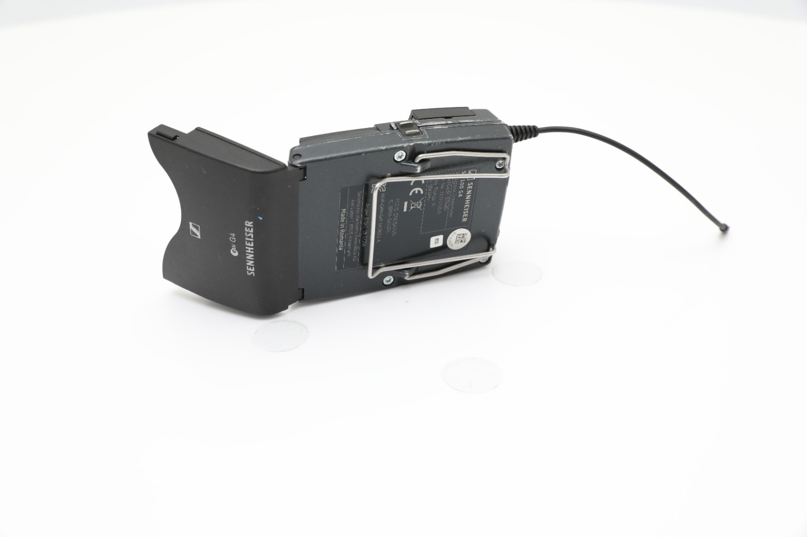Sennheiser SK 100 G4 Wireless Bodypack Transmitter (Freq A)-Fair Condition; Mute