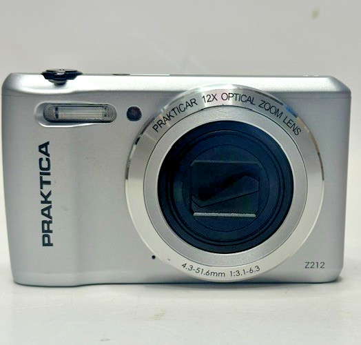 Praktica Luxmedia Z212 12x Optical Zoom Digital Camera Used No Battery