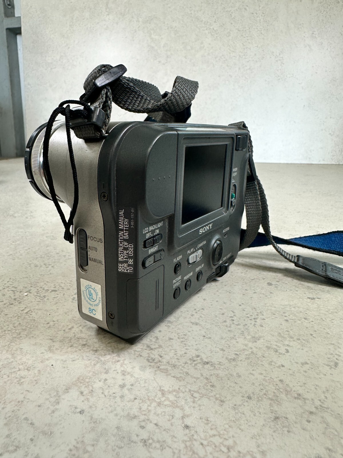 Sony Digital Mavica MVC-FD71 Camera Only UNTESTED – See Description