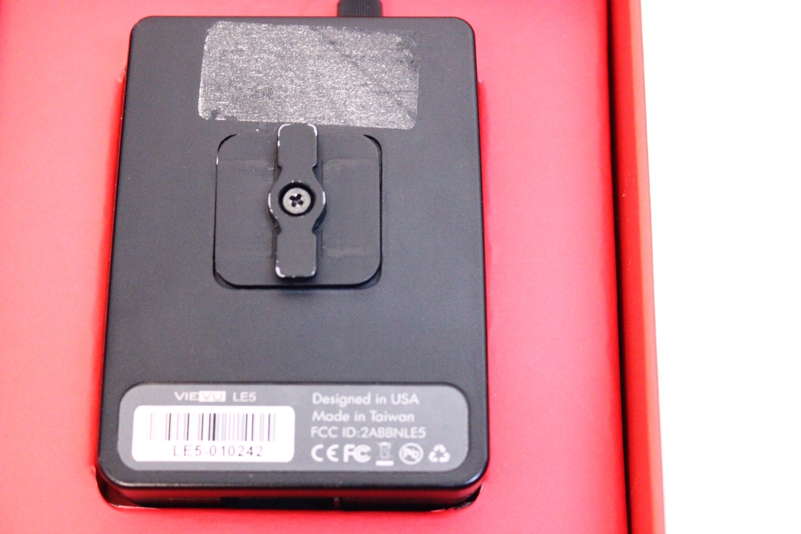 VIEVU LE5 Body-Worn Camera with download cable