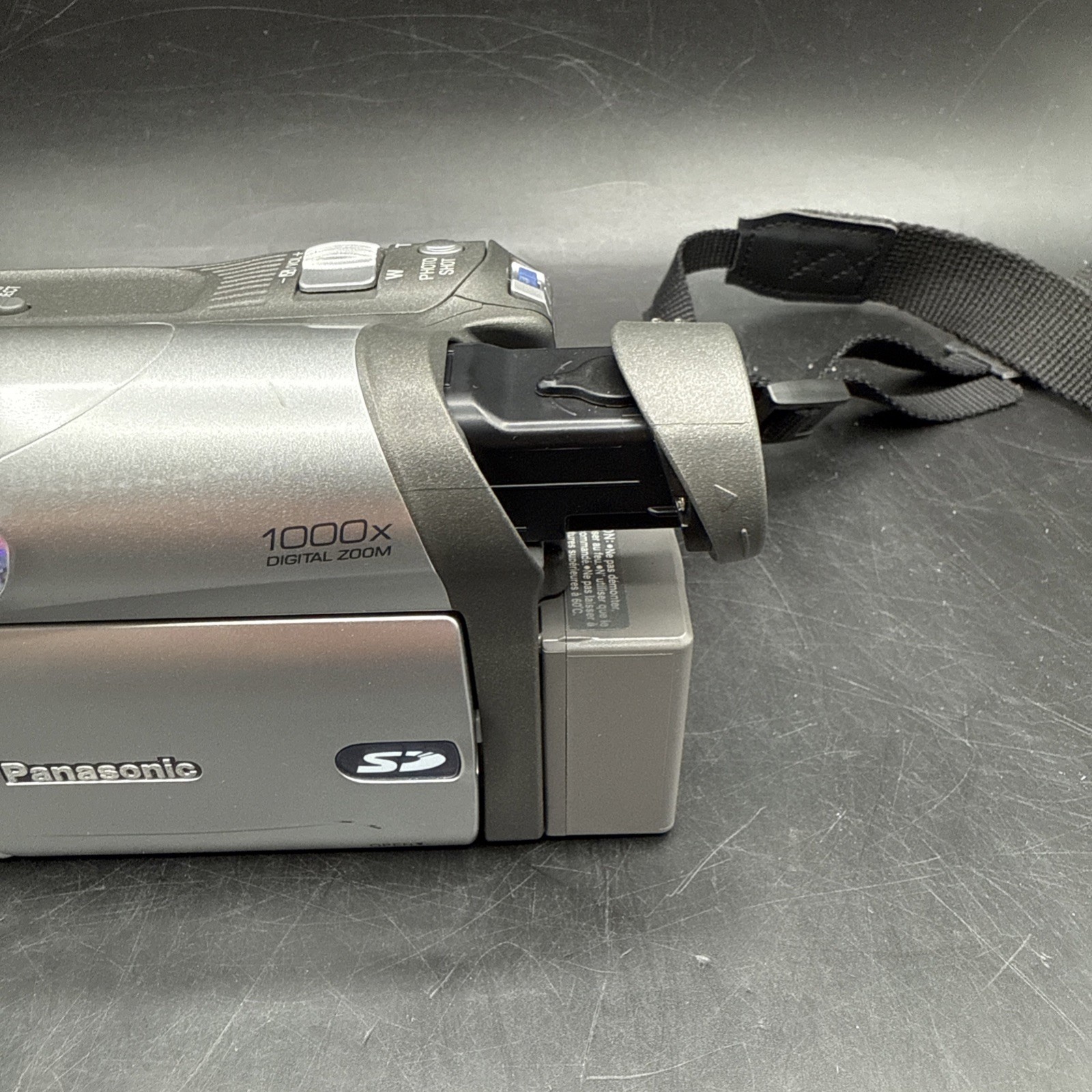 Panasonic PV-GS35 MiniDV Handheld Camcorder Digital Camera Gray With Battery