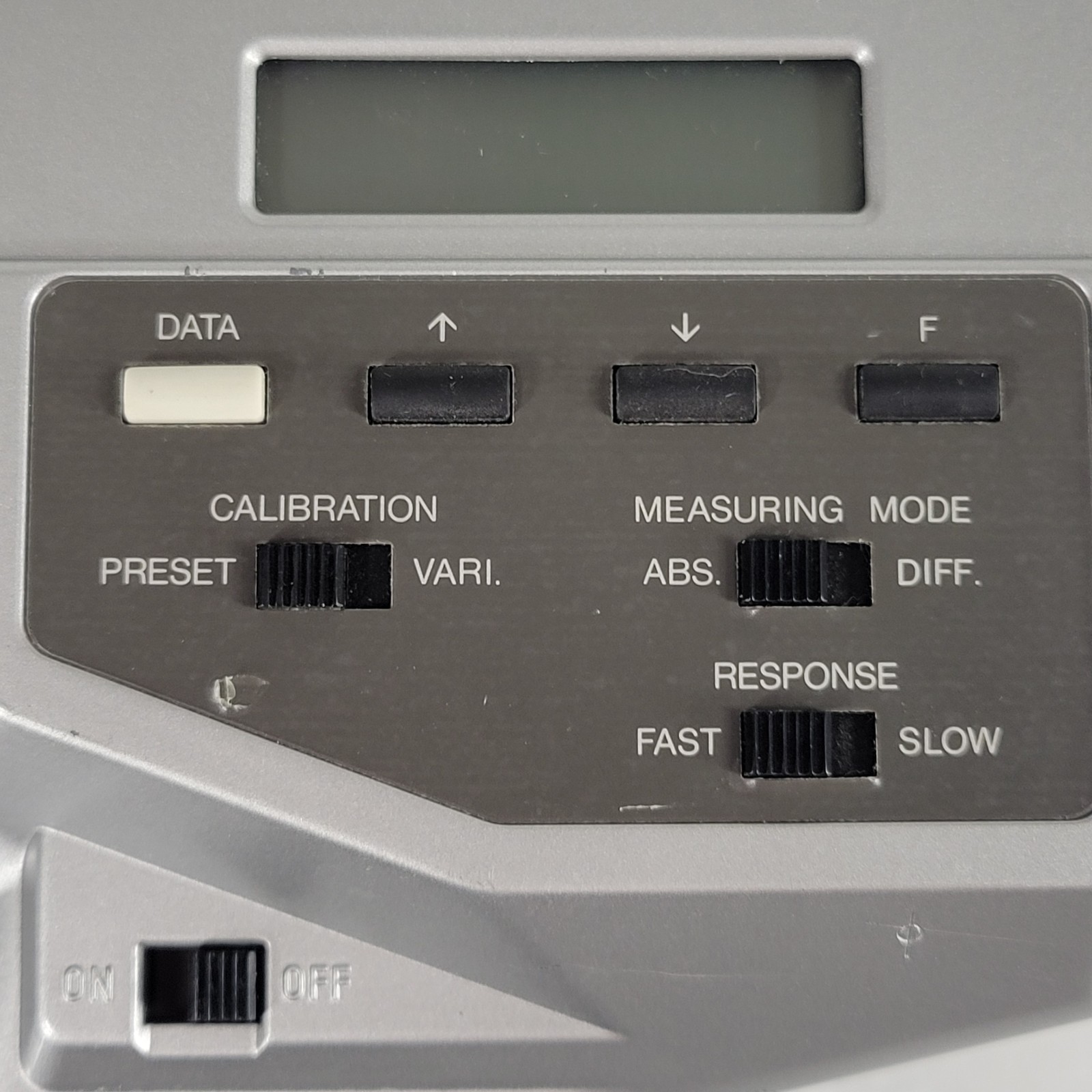 Konica Minolta CS-100A Chroma Meter Non-Contact Color & Luminance Meter