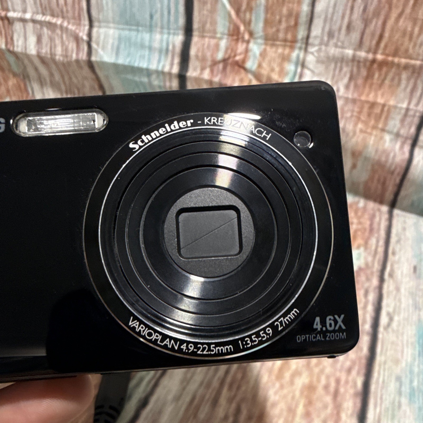 Samsung ST500 Compact Digital Camera 12.2MP 4.6x Zoom 3″ USB Flash Black/Red