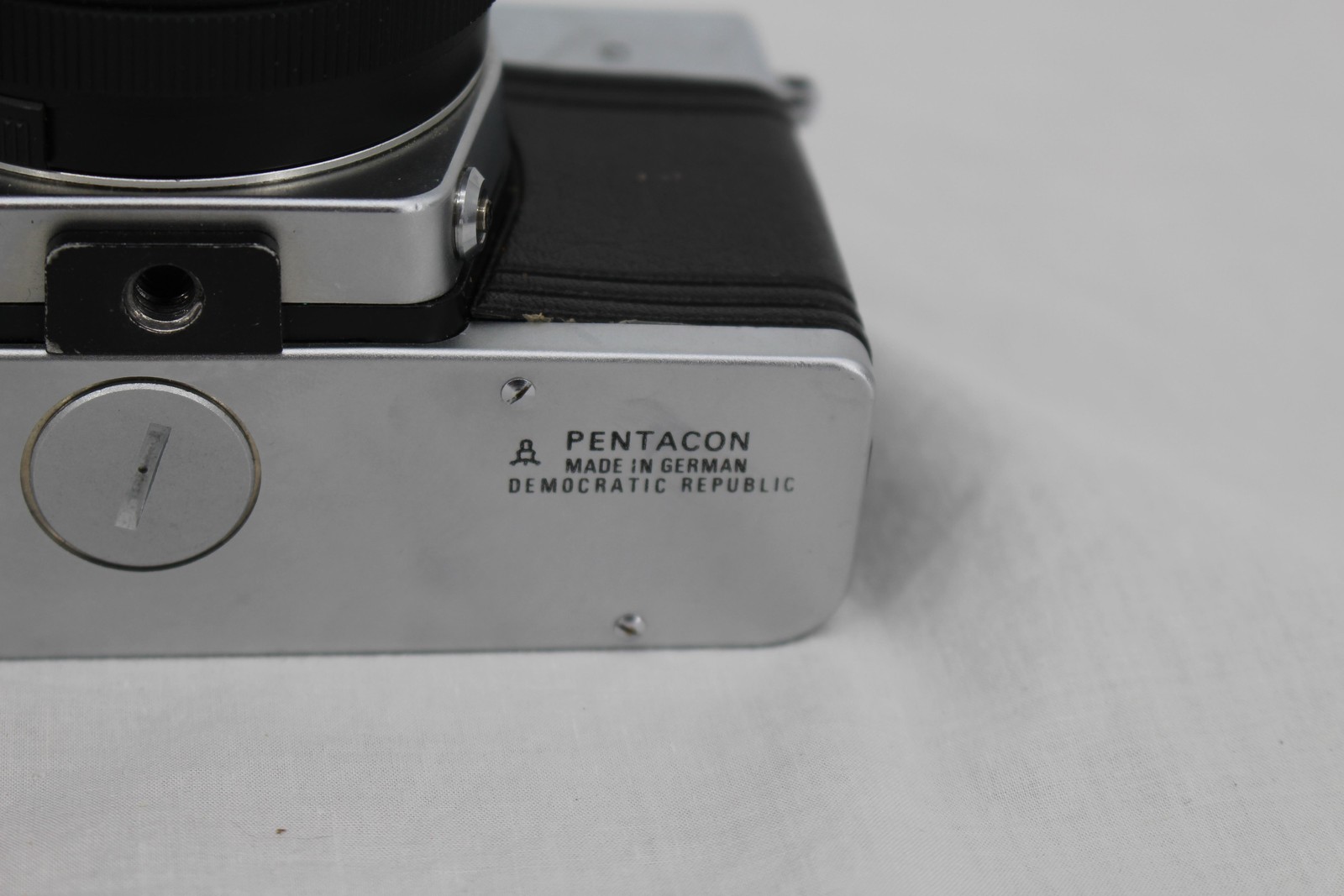 Vintage Praktica MTL5 SLR Camera 35mm Film Pentacon 50mm Lens Silver Black DDR