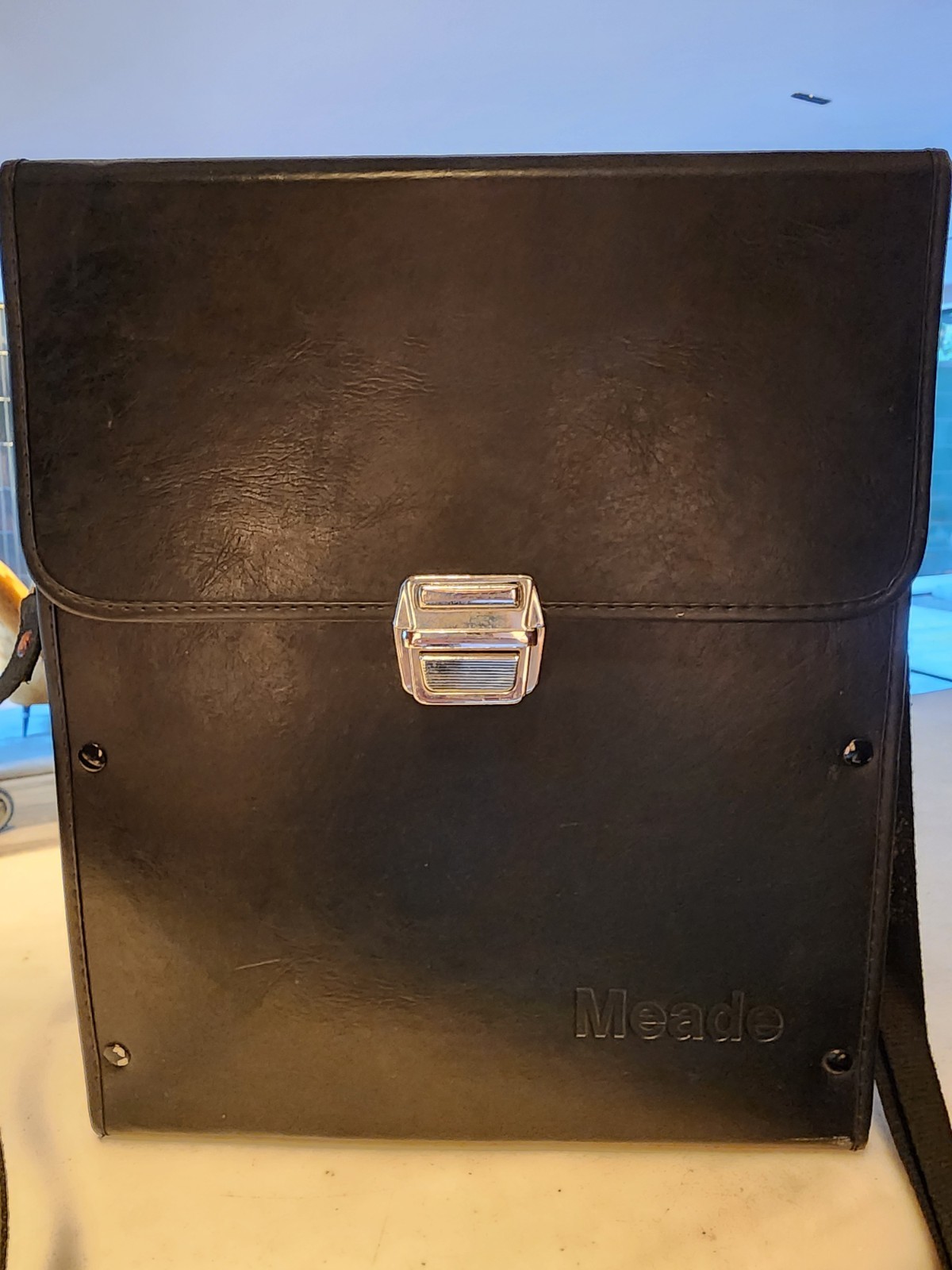Meade 20×80 coated optics binocular