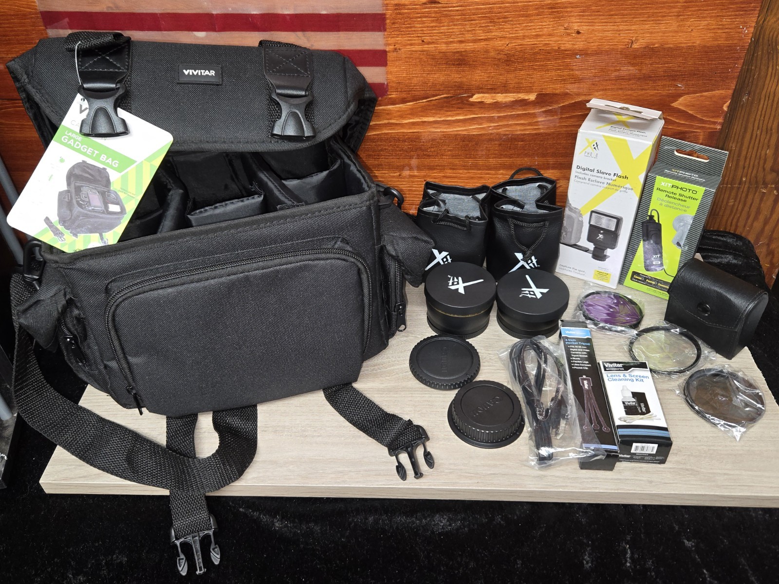 Camera Accesories 16 Pc Lot BUNDLE Vivitar bag, XIT Lens, Cleaner, Covers, Flash