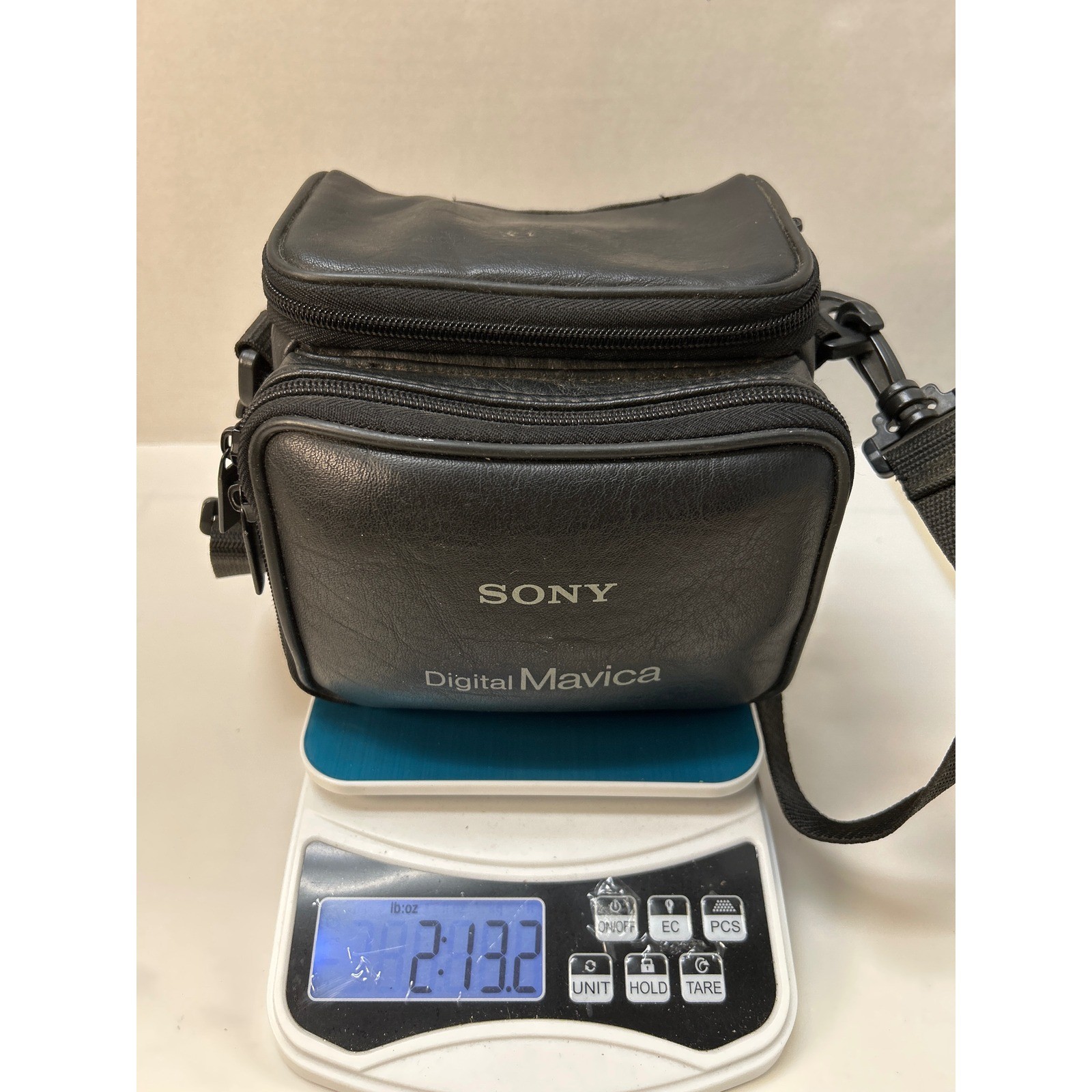 Sony Digital Mavica MVC-FD85 Camera Bundle Floppy Disk 1.3MP AC-L10B Charger Bag