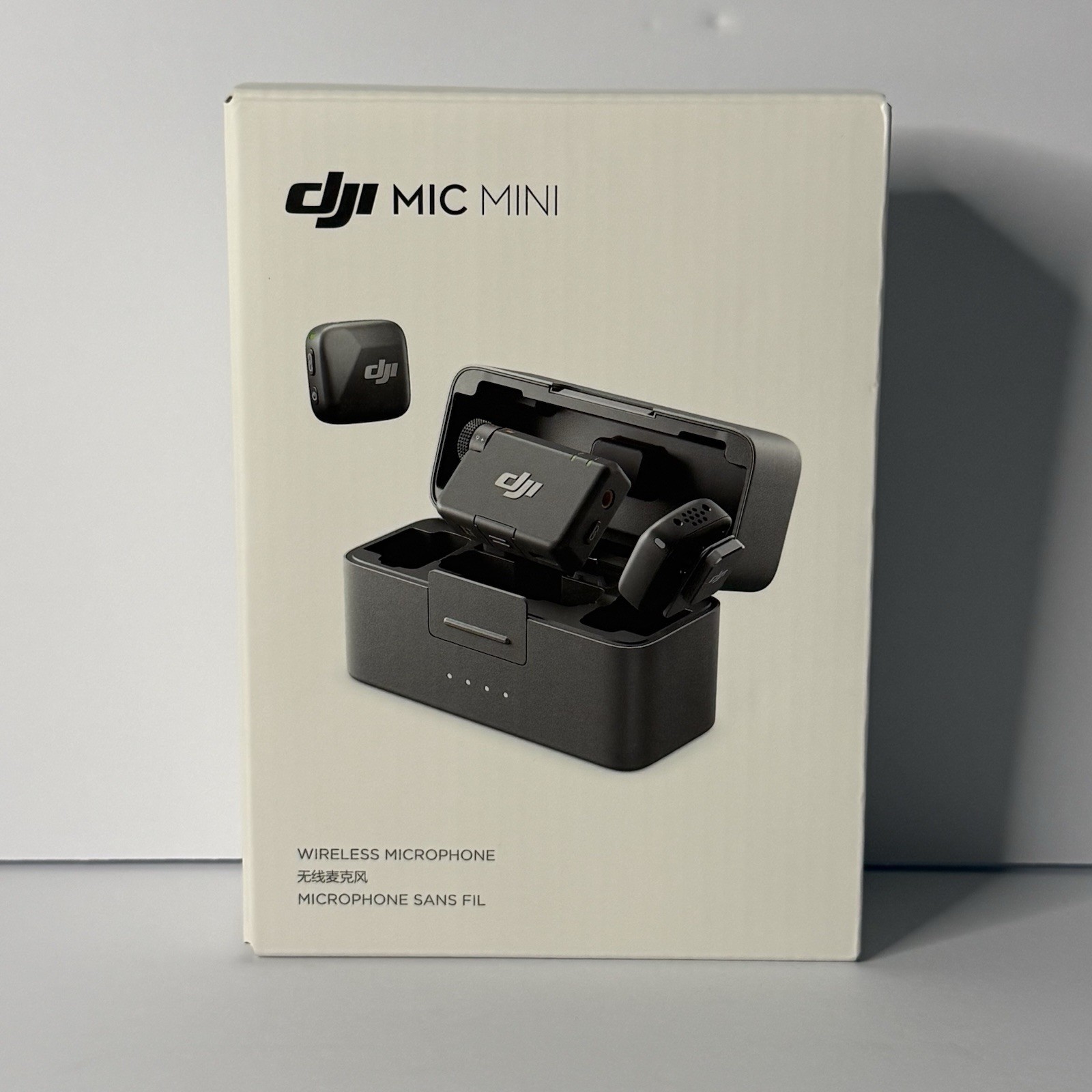 DJI Mic Mini (2 TX + 1 RX + Charging Case) Wireless Microphone Open Box