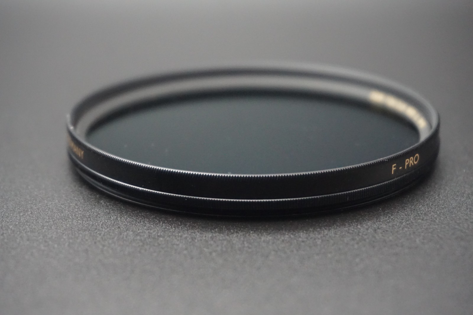 B + W 77mm Circular Polarizer Kaesemann HTC (F-PRO) – Genuine, Brand New in Box