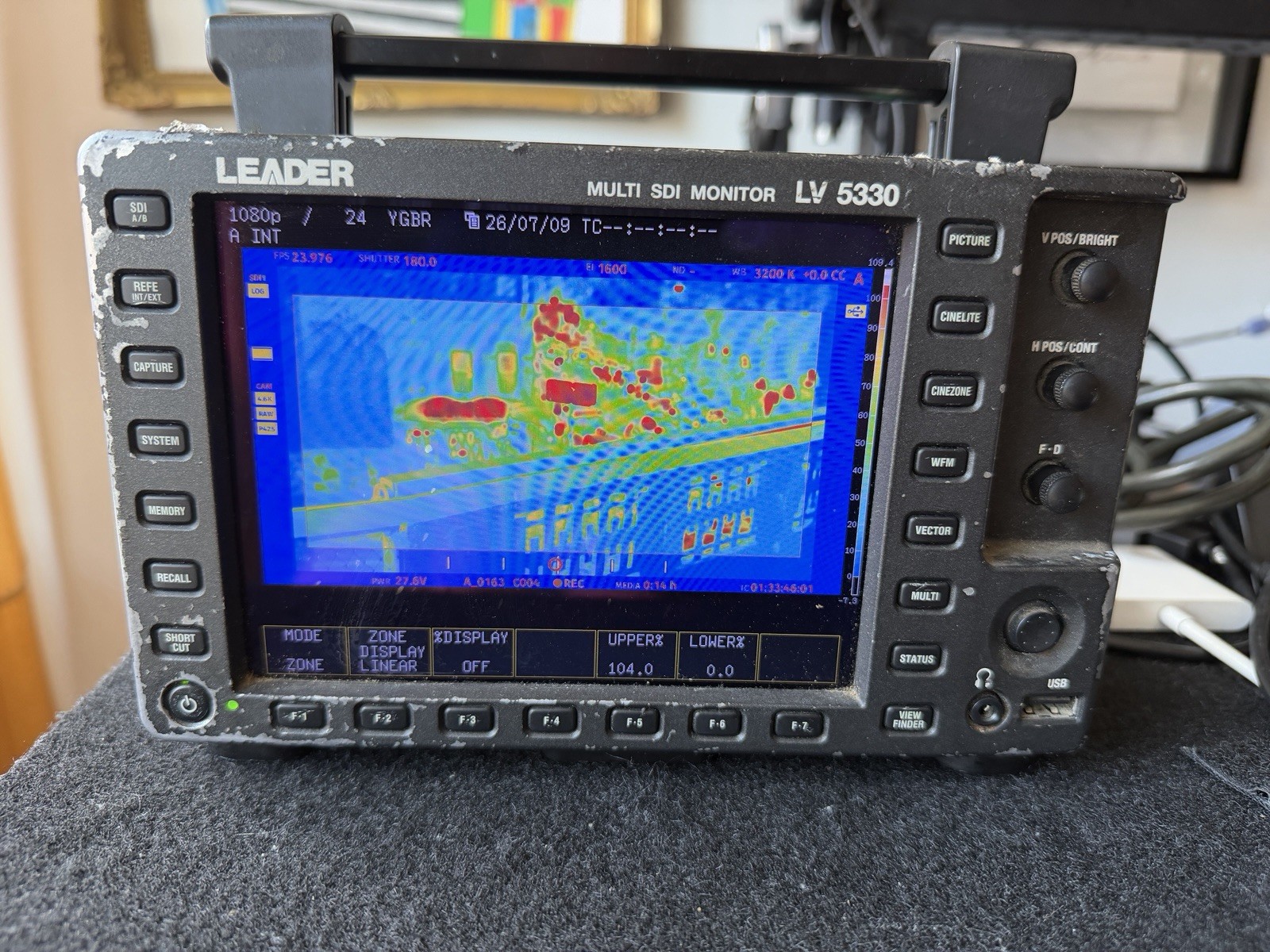 LEADER LV 5330 Waveform/Vectorscope 7″ LCD SDI HD Monitor NTSC/PAL