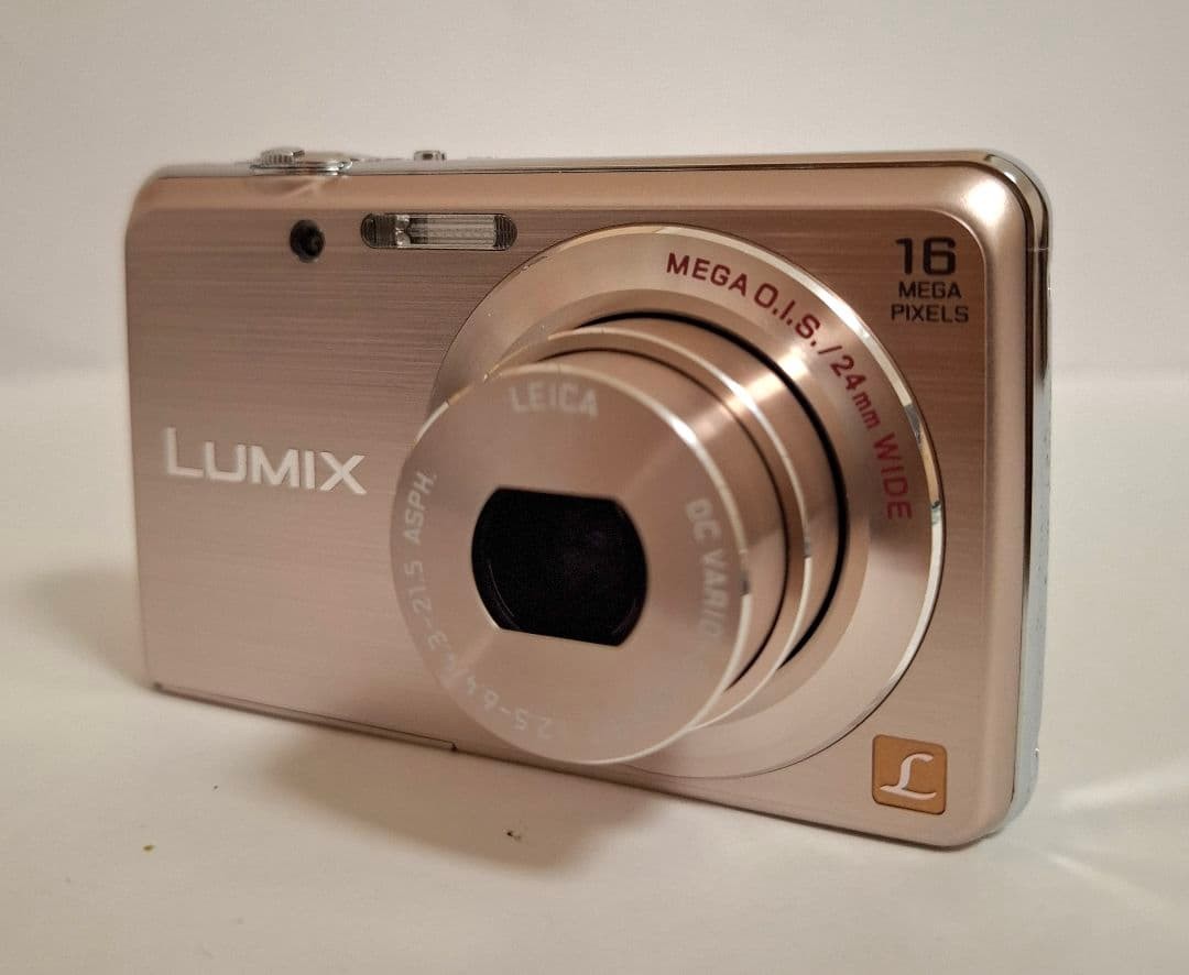 Panasonic LUMIX DMC-FH8 Pink Gold Digital Camera MINT English not available Gift