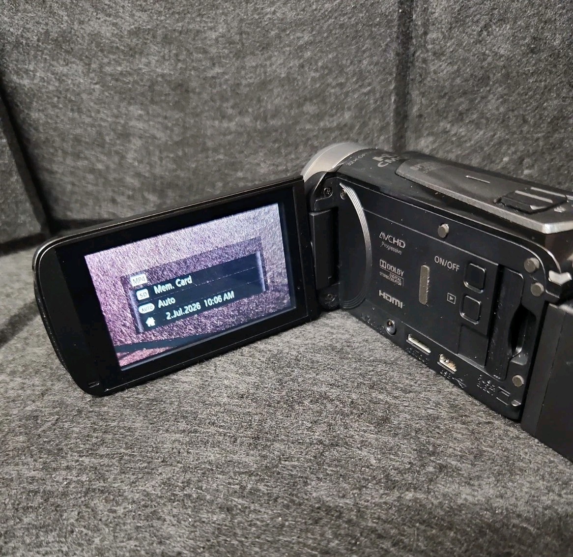 Canon Legria HF R406 Full HD Camcorder 54x Zoom AVCHD HDMI Boxed With Extras
