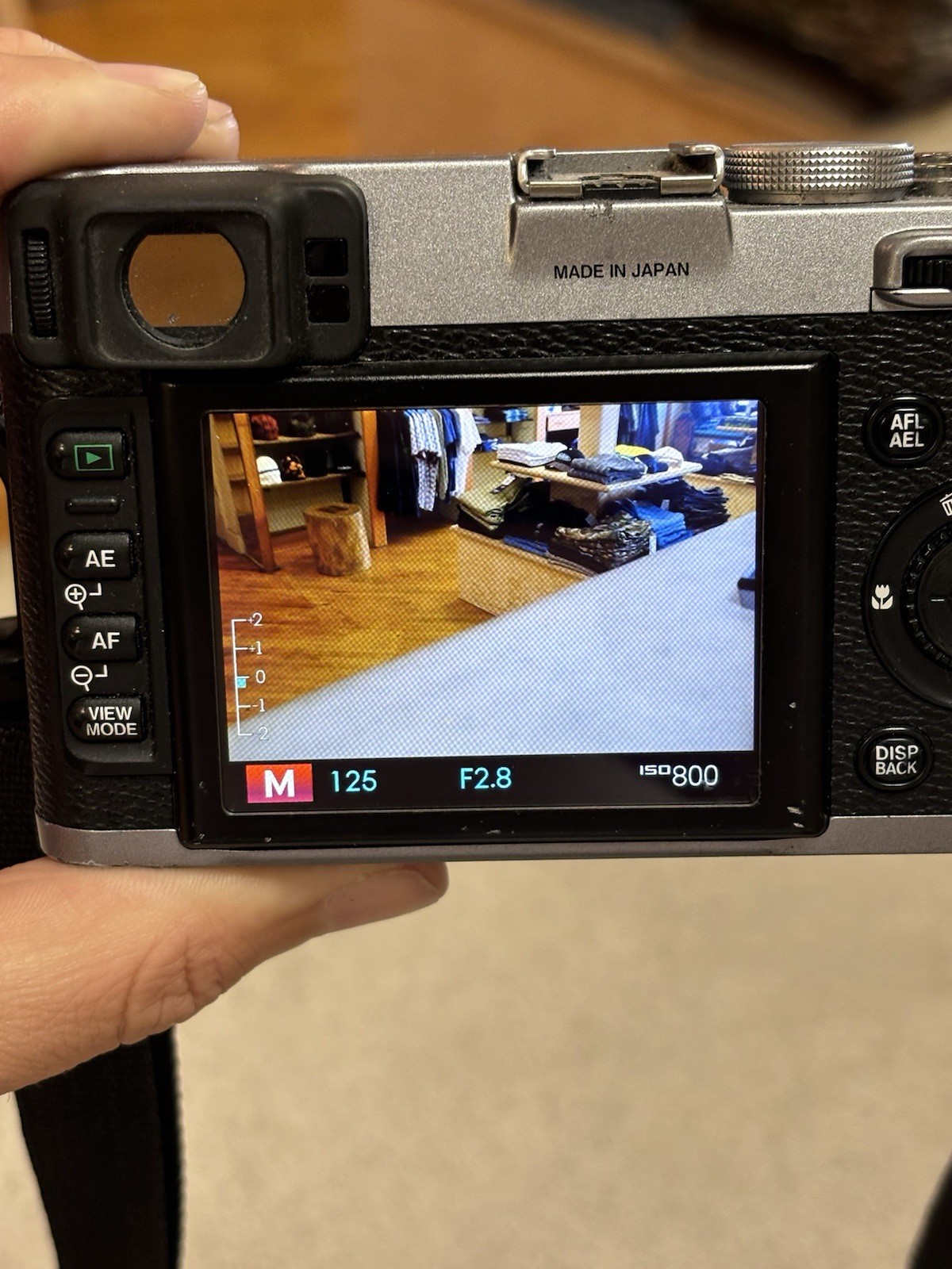 Fujifilm X100 12MP Compact Camera f/2 Silver/Black w Battery