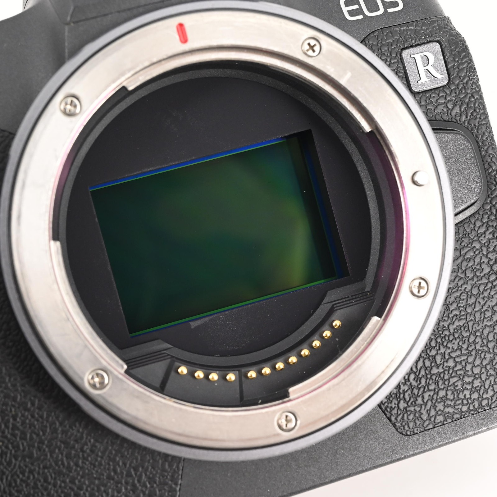 Canon EOS R 30.3MP Mirrorless Digital Camera Body #521