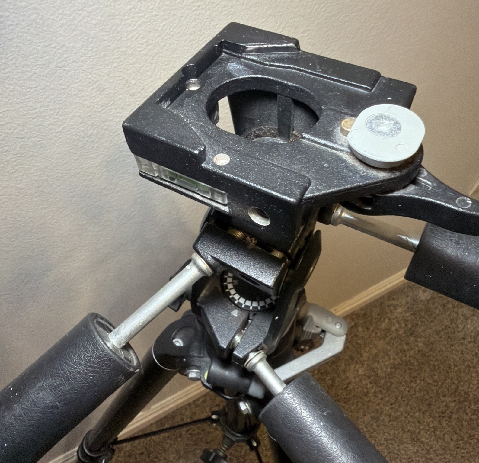 Manfrotto 074B Professional Tripod With Manfrotto # 29 Mk2 Head