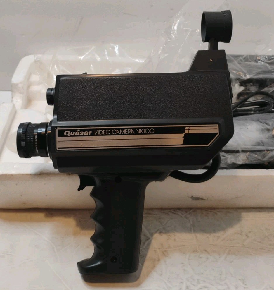 Vintage 1976 Quasar VK100 Video Camera W/ Microphone, Original Box, Power Supply