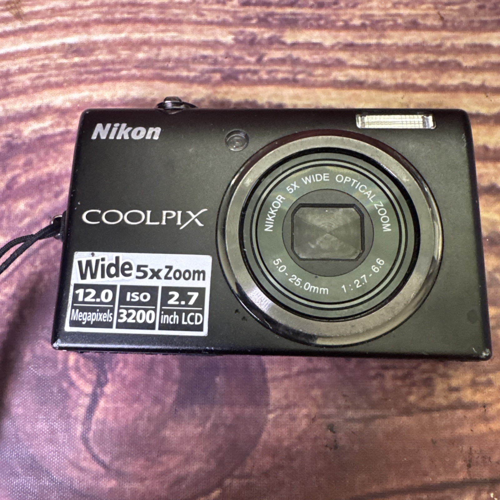 Nikon COOLPIX S570 12.0MP Digital Camera – Black – Untested – Parts Only