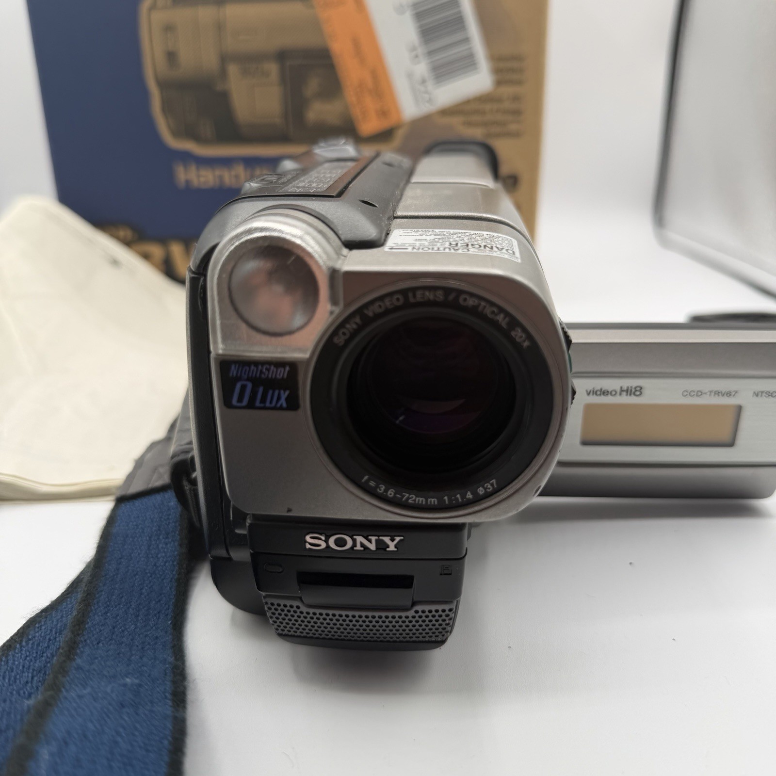 Sony Handycam CCD-TRV67 NTSC Hi8 Camcorder w/ Original Box, Battery TESTED CIB