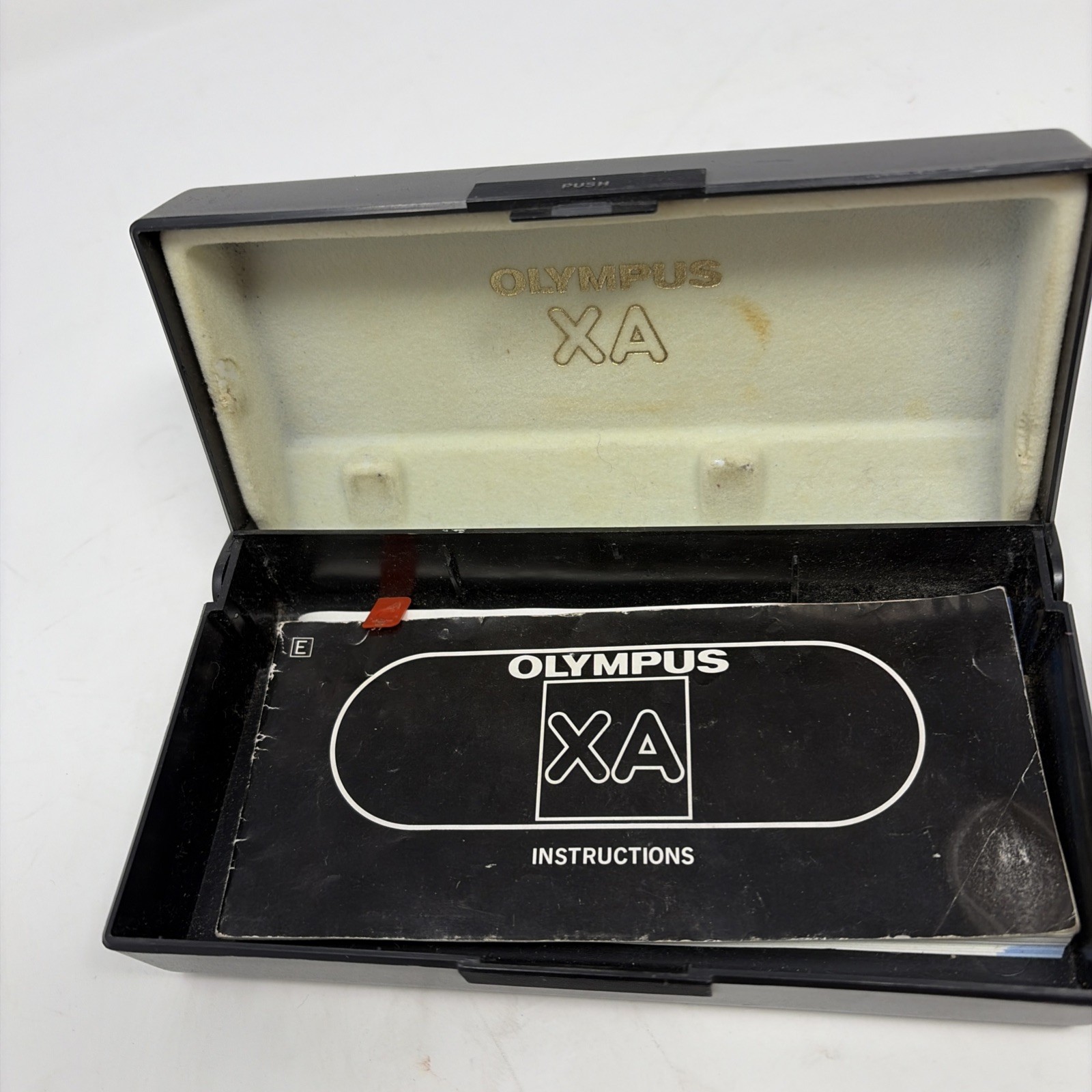 Olympus XA 35mm Rangefinder Film Camera A11 with Case READ DESCRIPTION