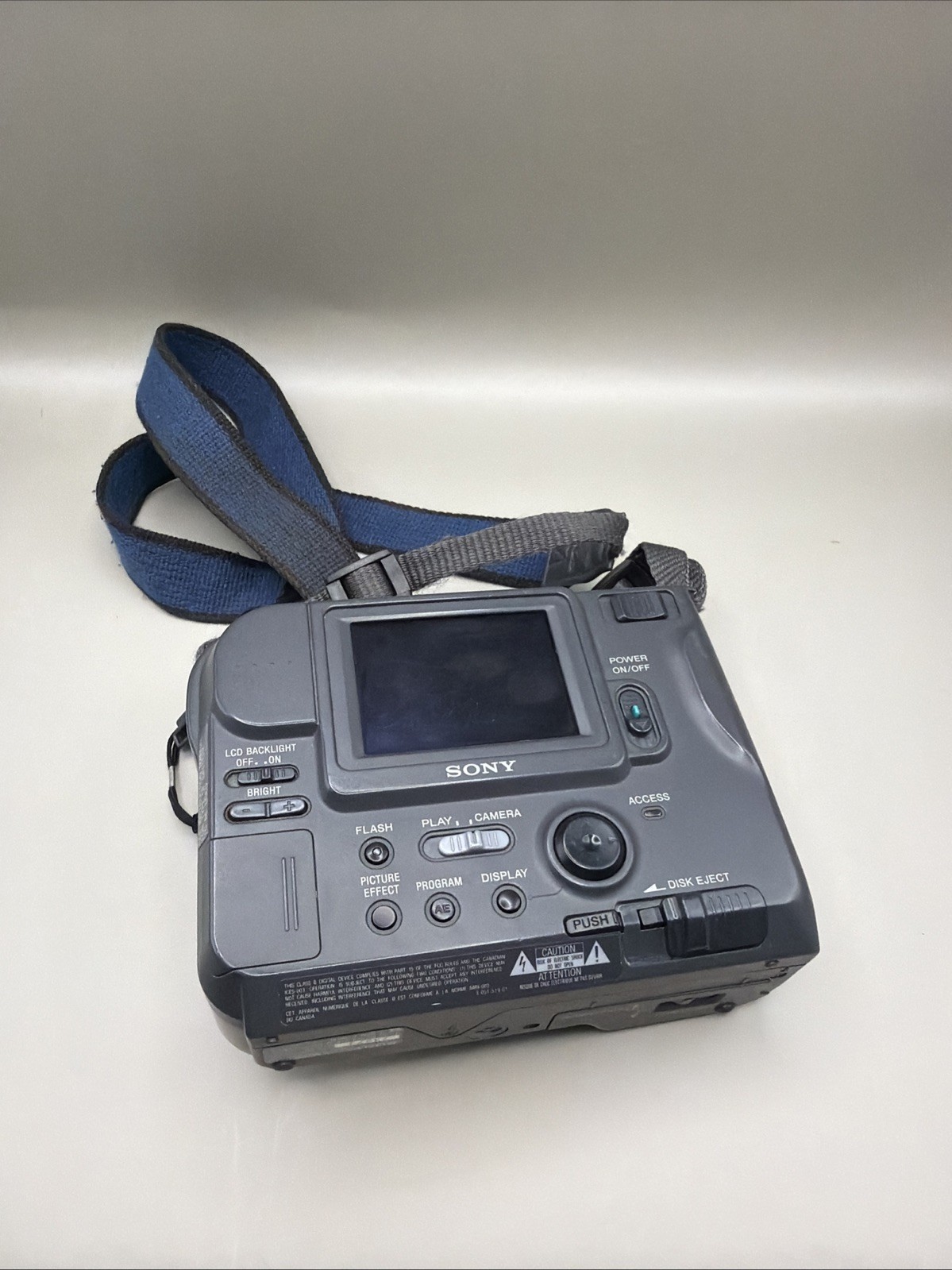 Sony Mavica MVC-FD75 0.4MP Digital Camera – Silver and Black