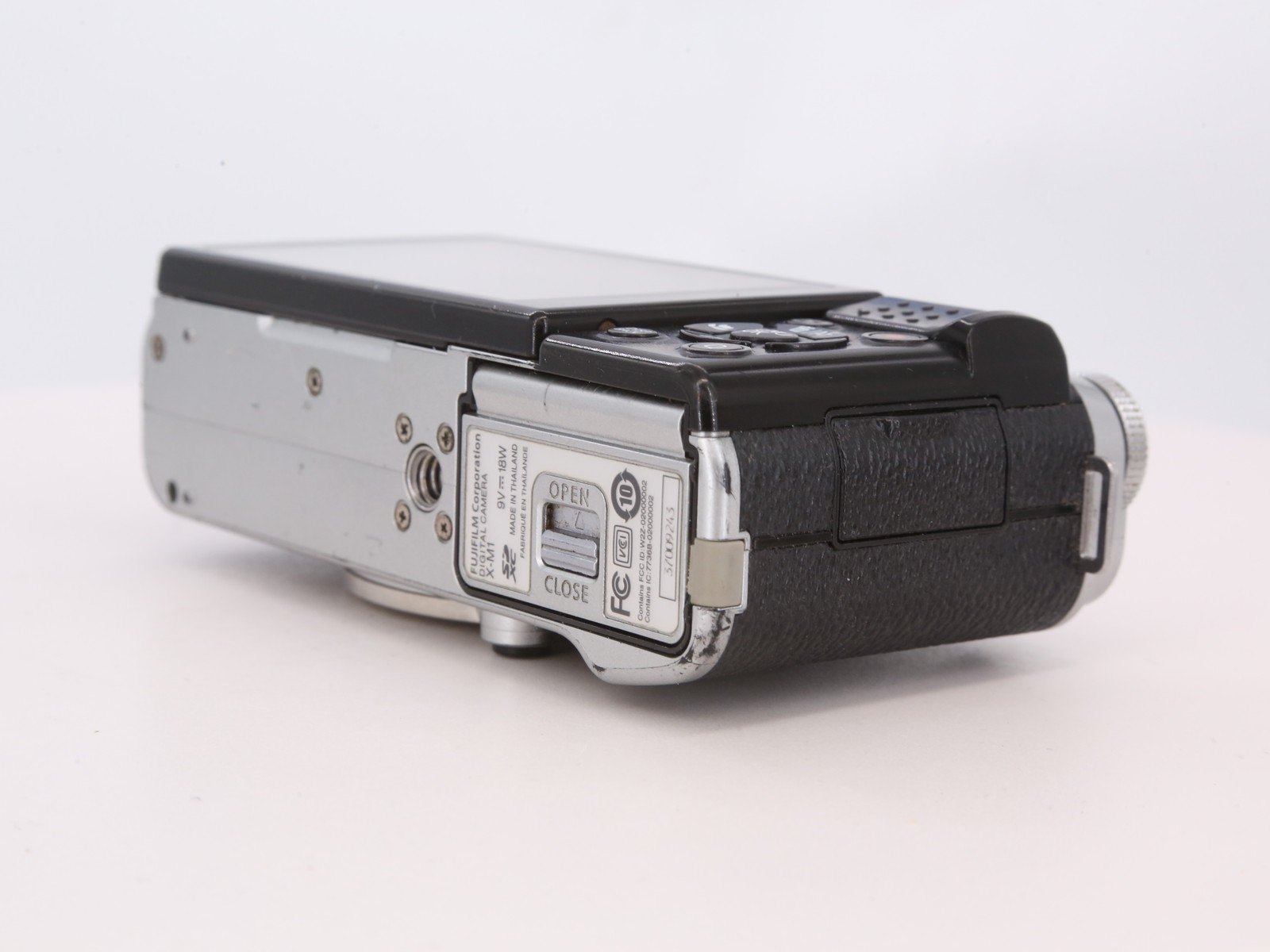 [Good, Fast Shipping] Fujifilm X-M1 Camera
