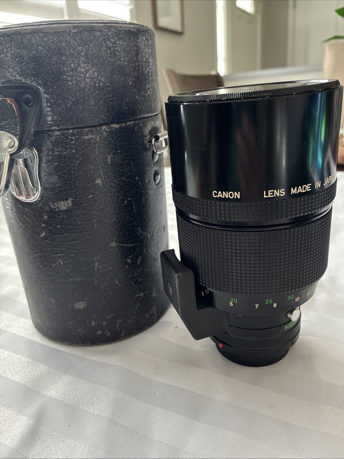Canon Reflex 500mm f8 Mirror Super Telephoto Lens Holder Case 1x Filter Caps