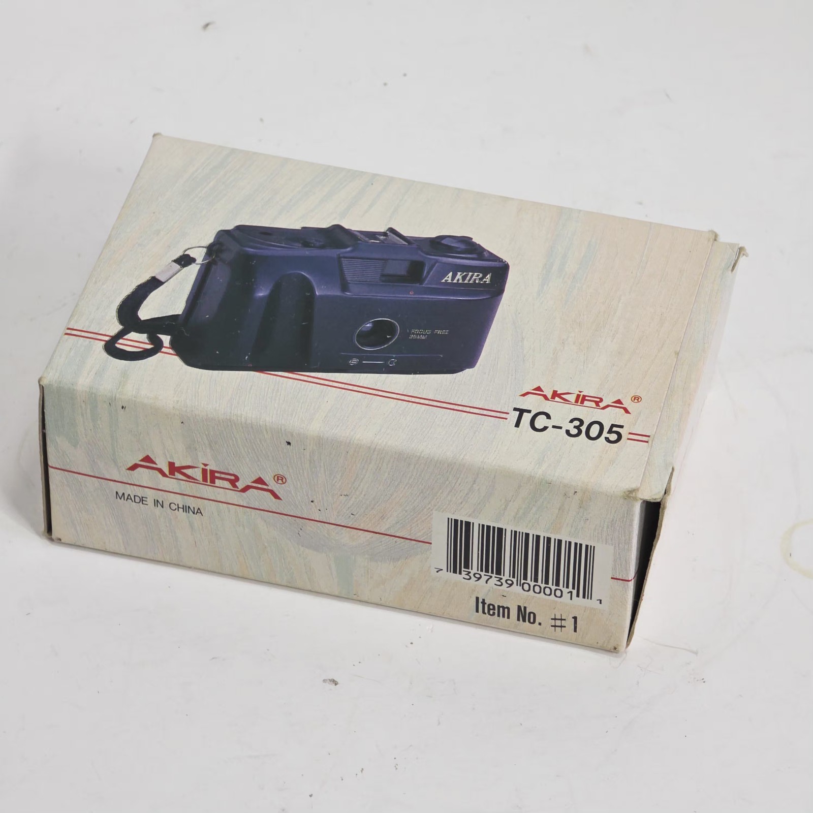 Vintage Black Akira TC-305 35mm Camera Auto Fix Focus Open Box