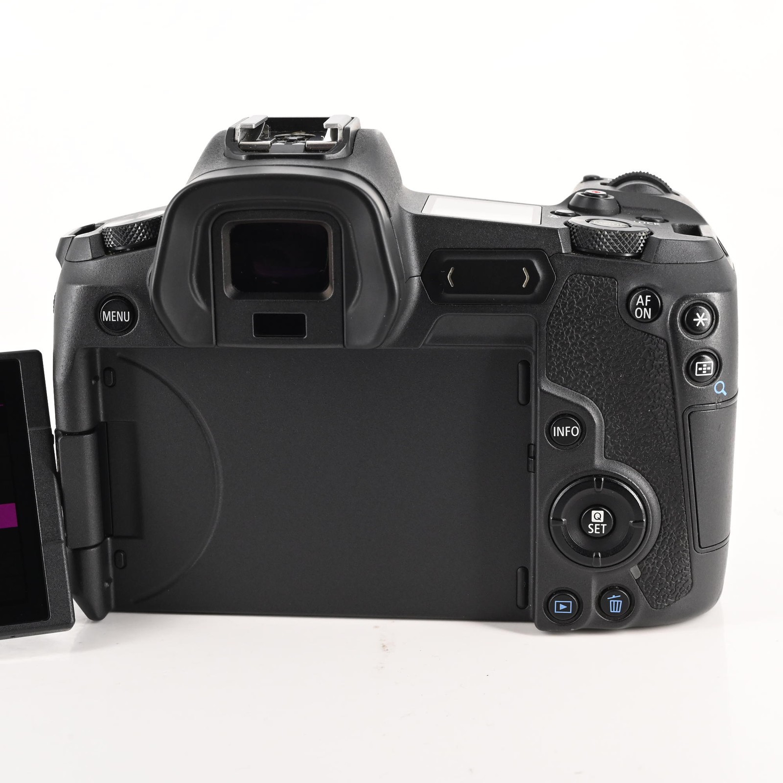 Canon EOS R 30.3MP Mirrorless Digital Camera Body #521