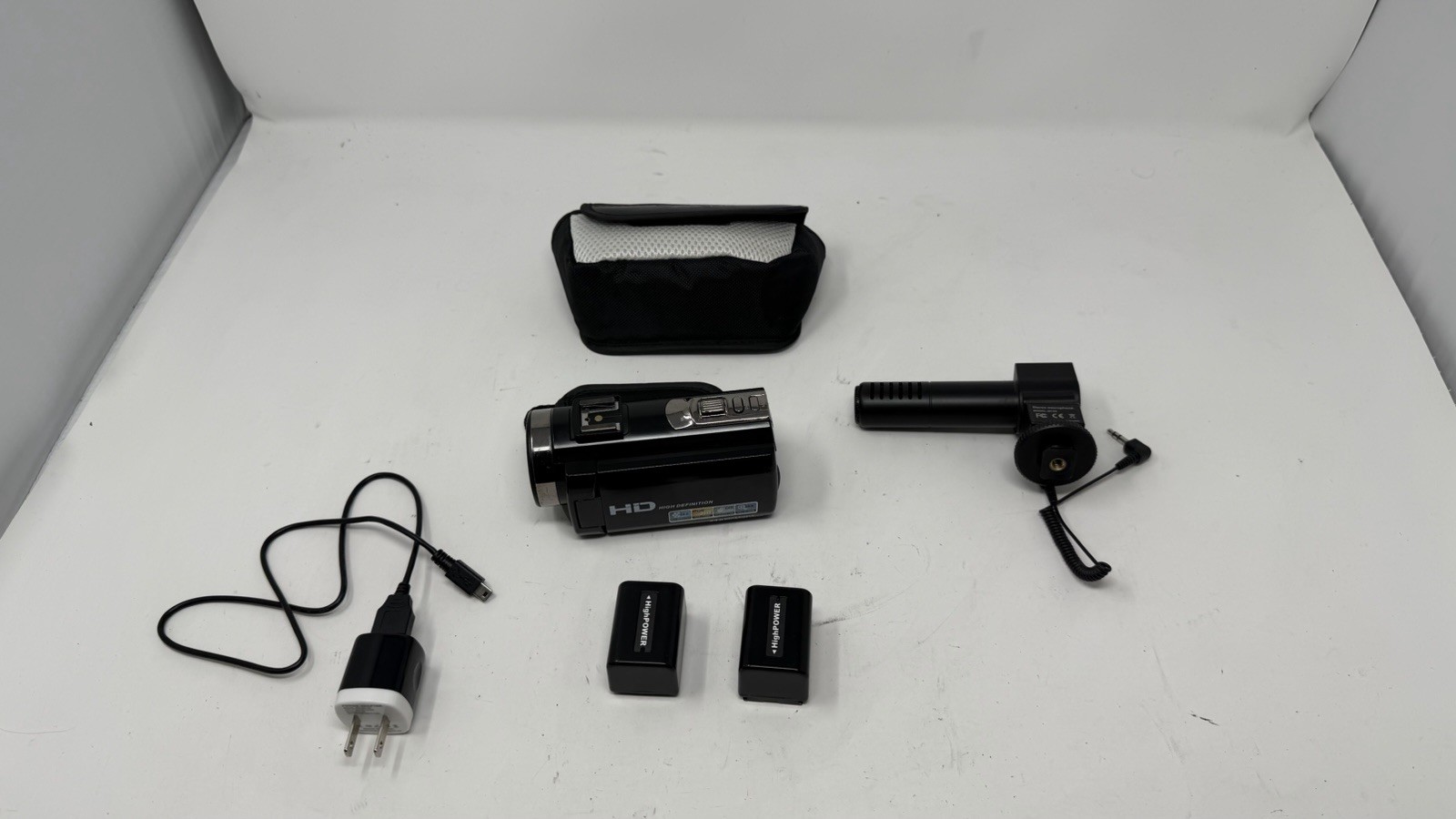 Camcorder Video Camera HD 1920x1080P 24.0MP 3.0″ LCD HDV-201LM TESTED WORKS